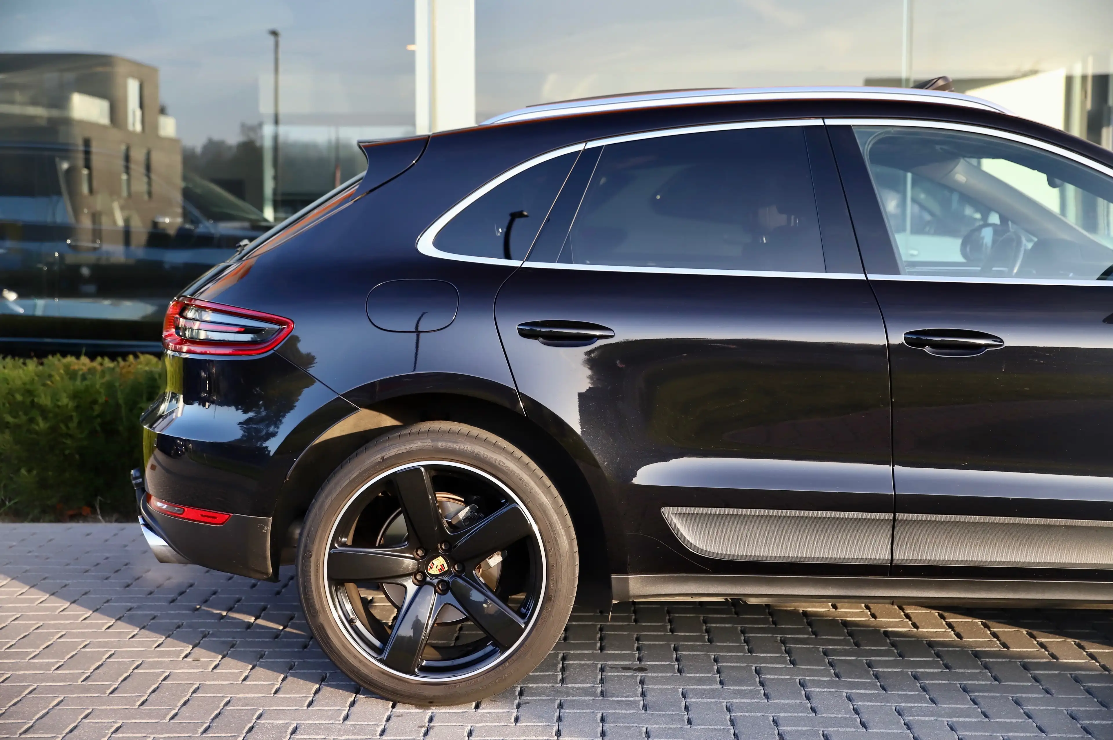 Porsche Macan 2.0T PDK - 21" Design - Pano - Camera - Memory - Trekhaak - ... — photo 7