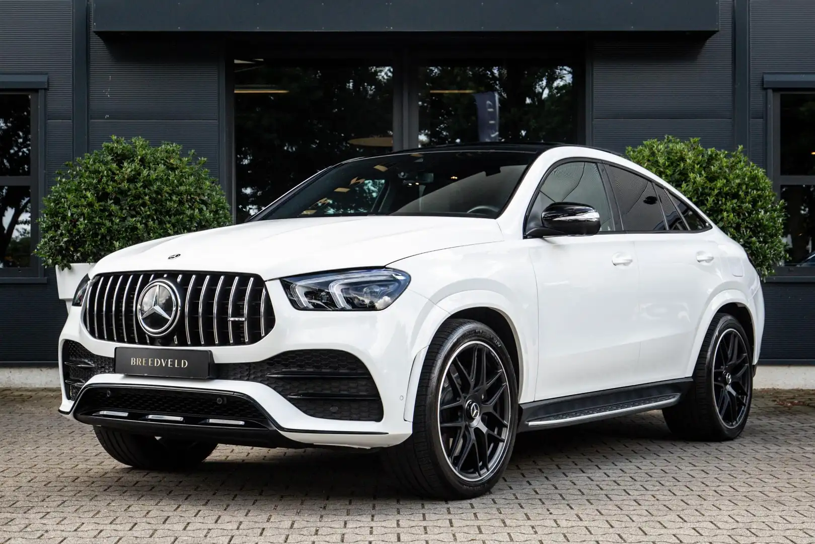 Mercedes-Benz GLE 63 AMG 350 de Coupé 4MATIC White - 2