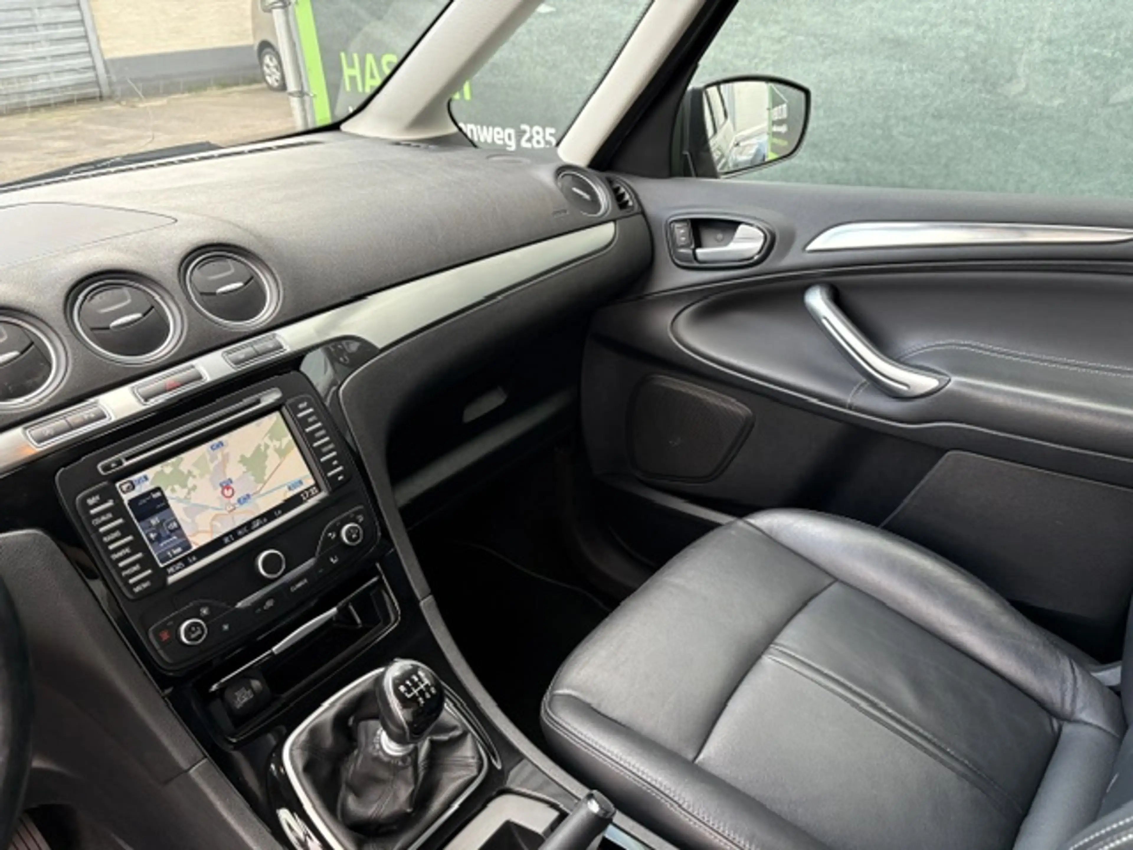 Ford Galaxy 1.6 TDC — photo 13