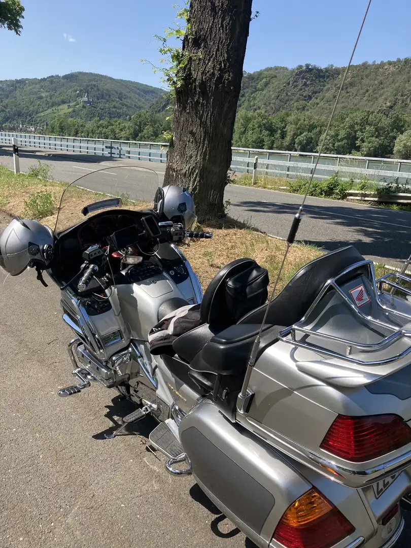 Honda GL 1800 Tourer - 2