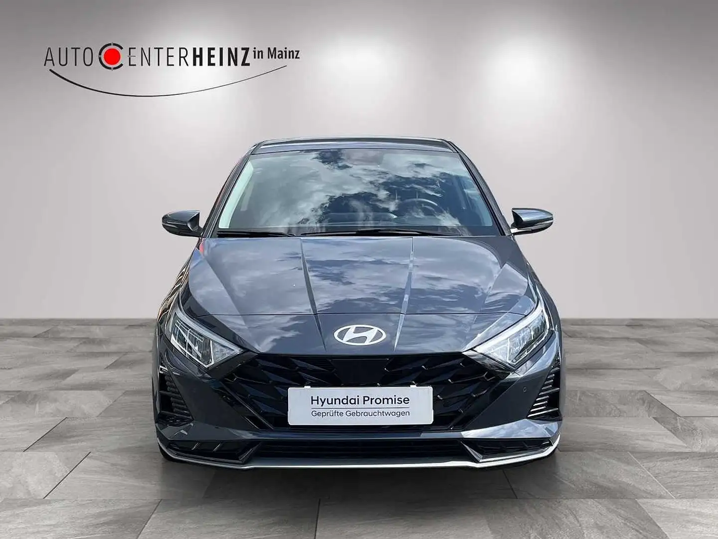 Hyundai i20 Prime Mild-Hybrid Grau - 2