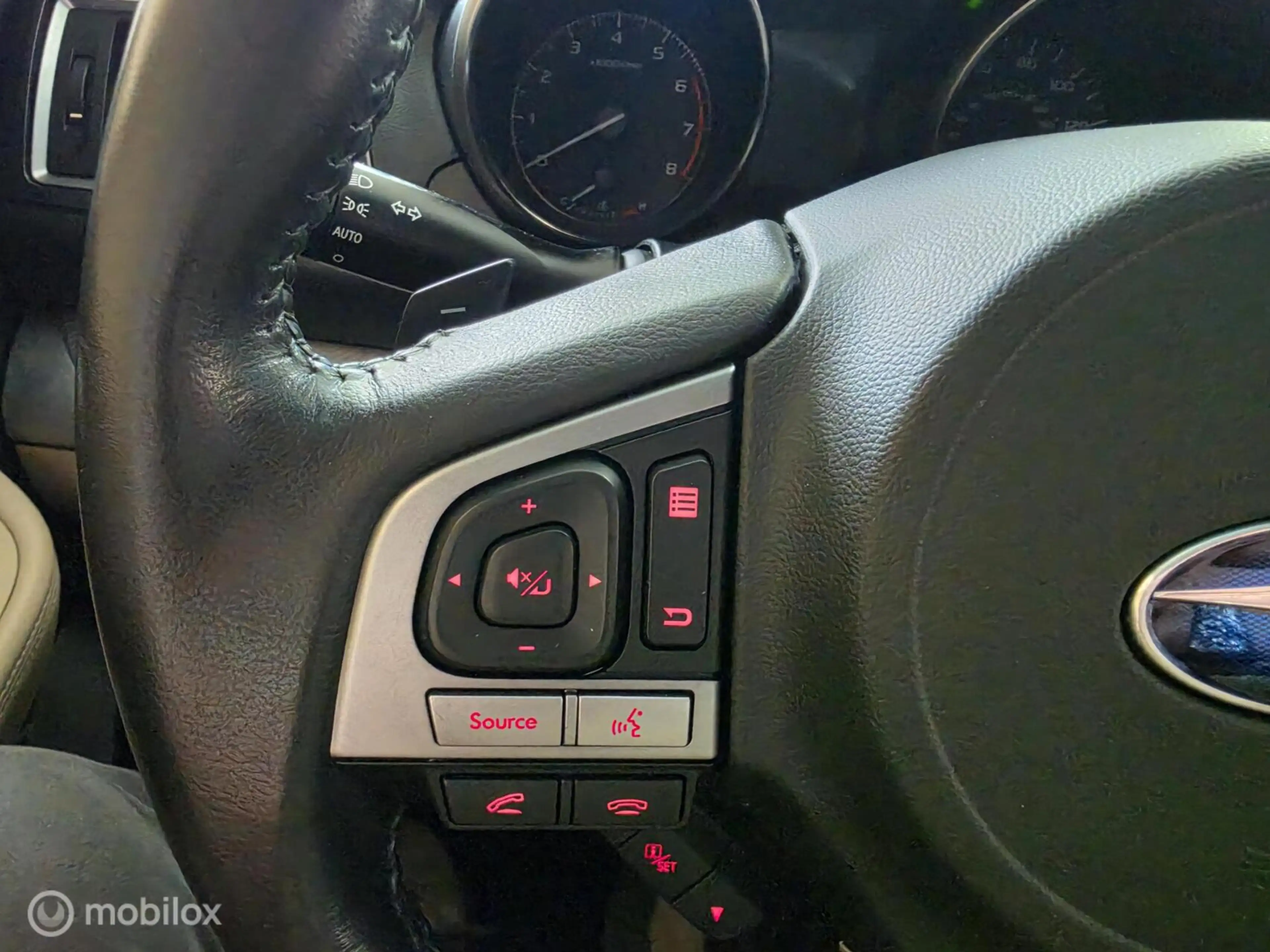 Subaru Legacy 2.5i Sport Executive — photo 14