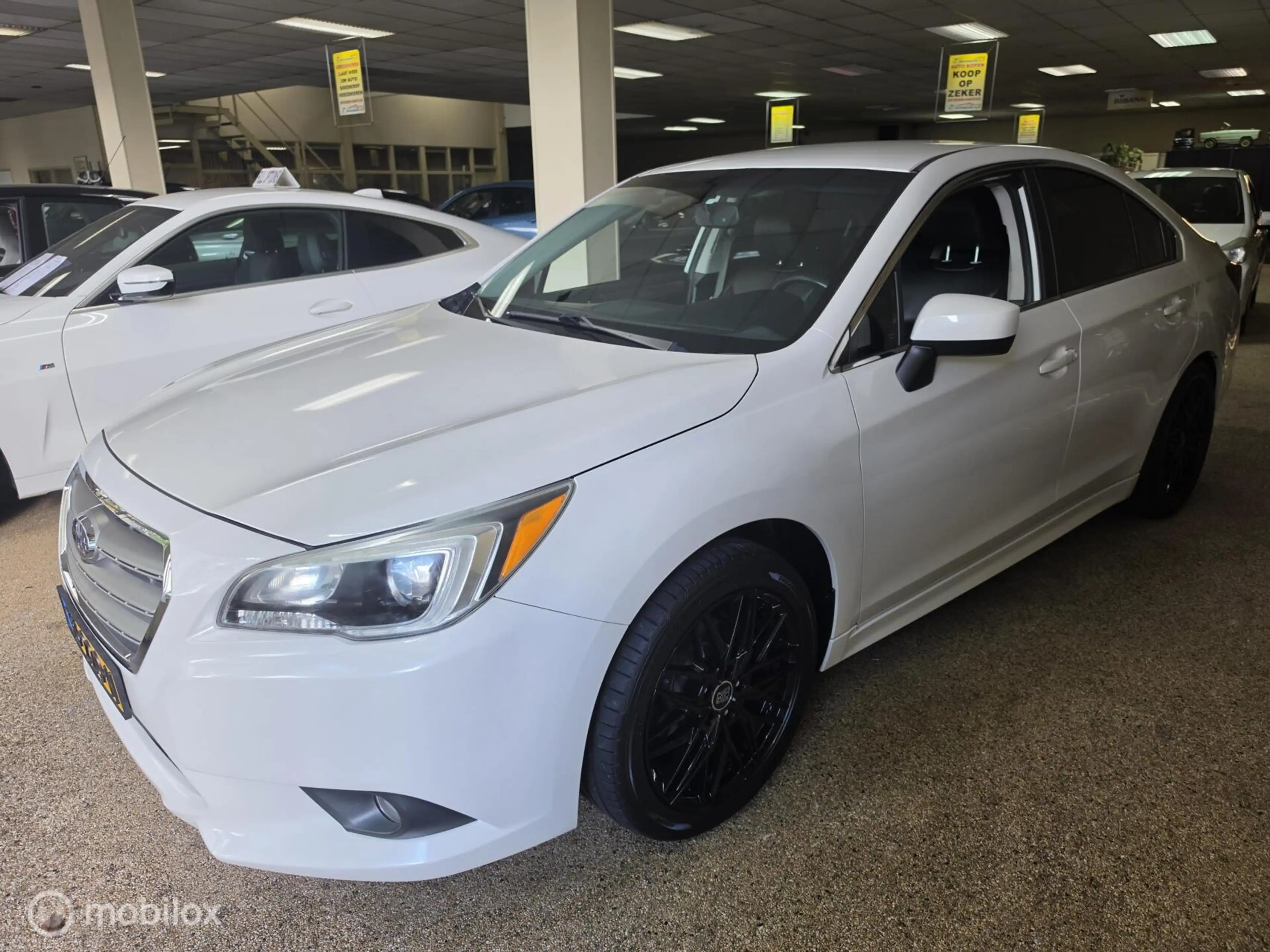 Subaru Legacy 2.5i Sport Executive — photo 2