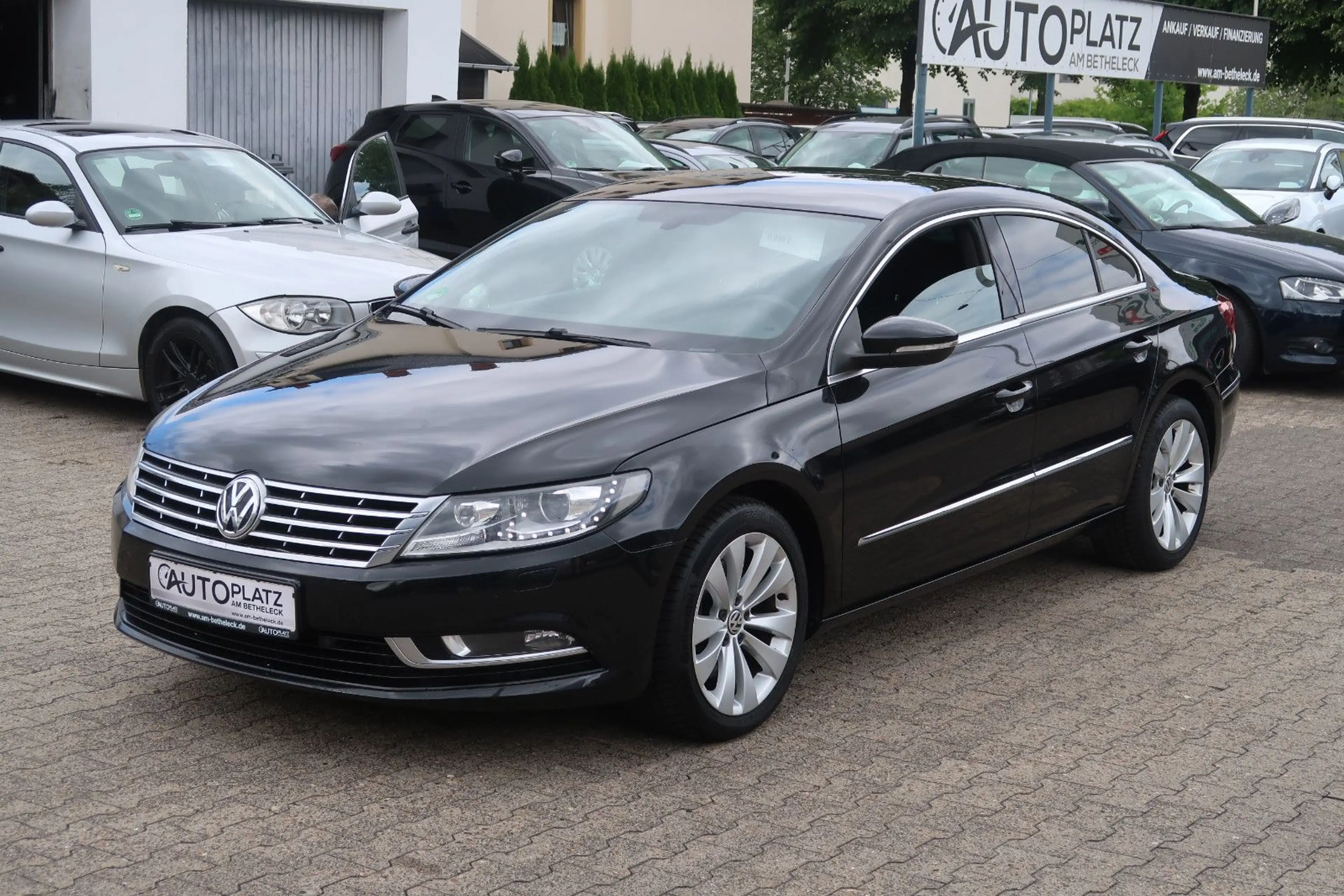 Volkswagen CC 2.0TDI *AUTOMATIK *TEMPOMAT *BI-XENON *2.HAND — photo 2