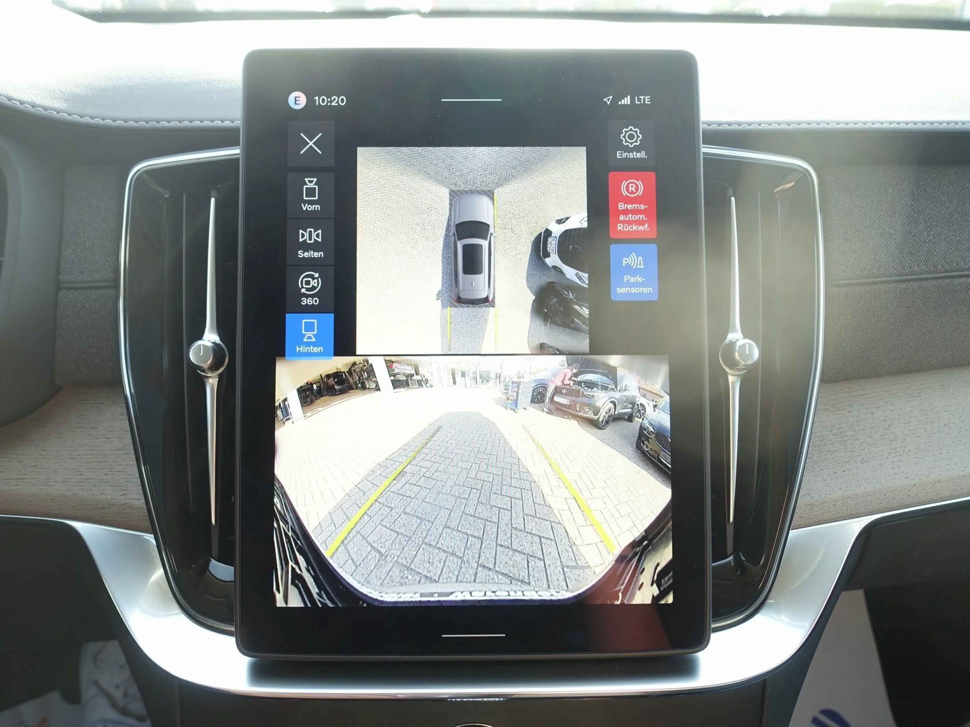 Volvo XC90 Plus T8 AWD Plug-in/FourC/HUD/H&K/360° — photo 19