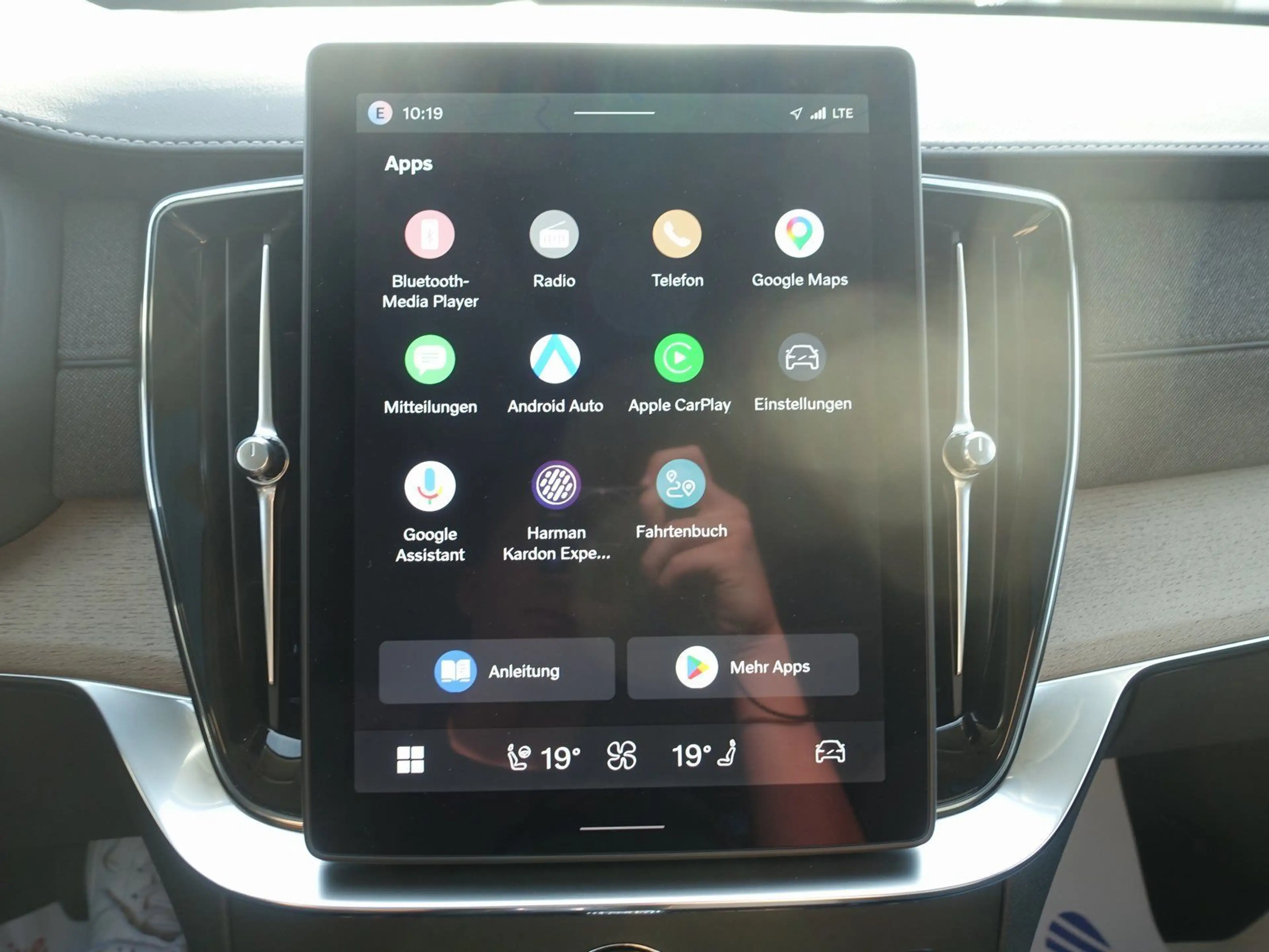 Volvo XC90 Plus T8 AWD Plug-in/FourC/HUD/H&K/360° — photo 16