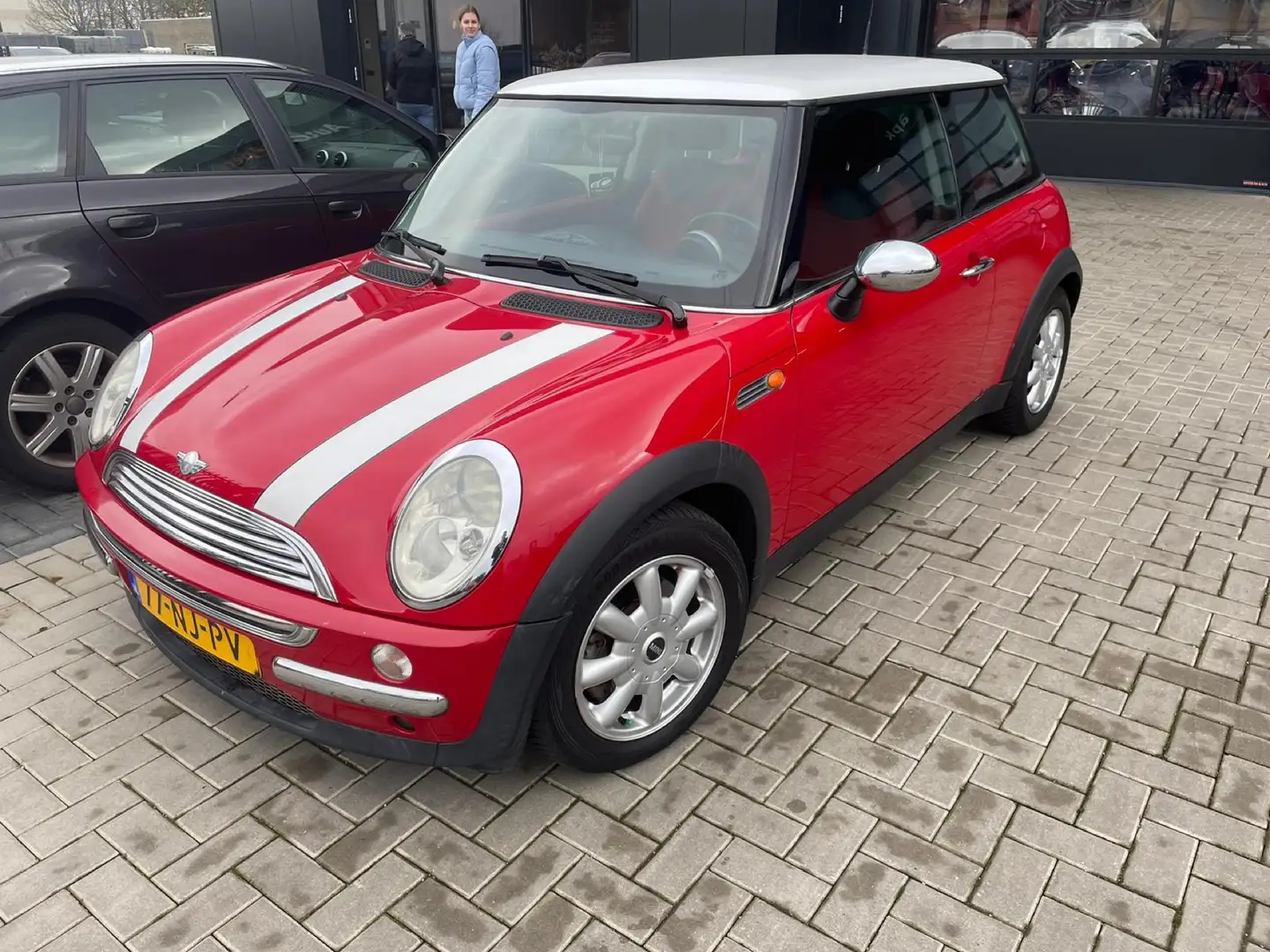 MINI Cooper 1.6 Pepper Rood - 1