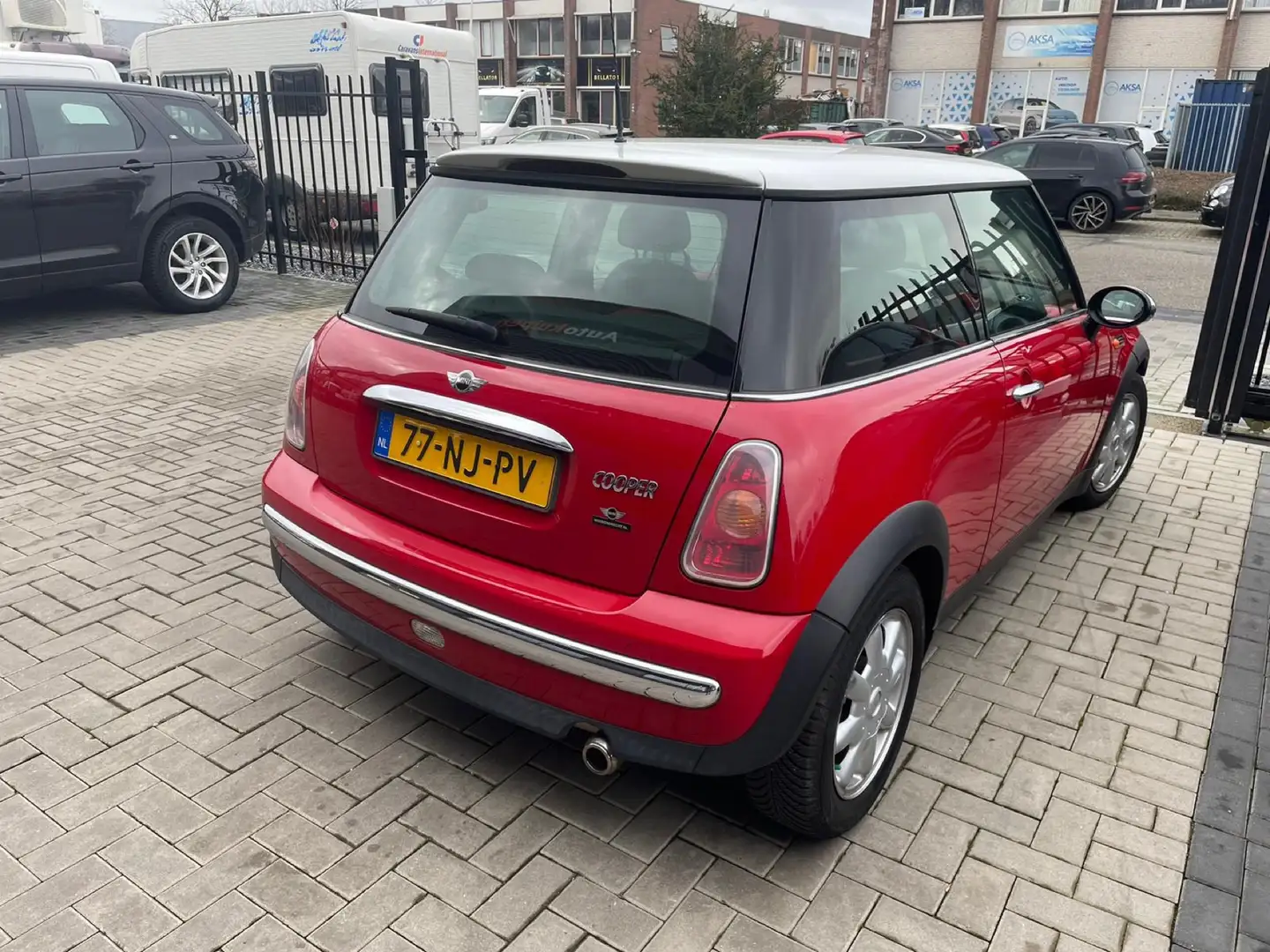 MINI Cooper 1.6 Pepper Rood - 2