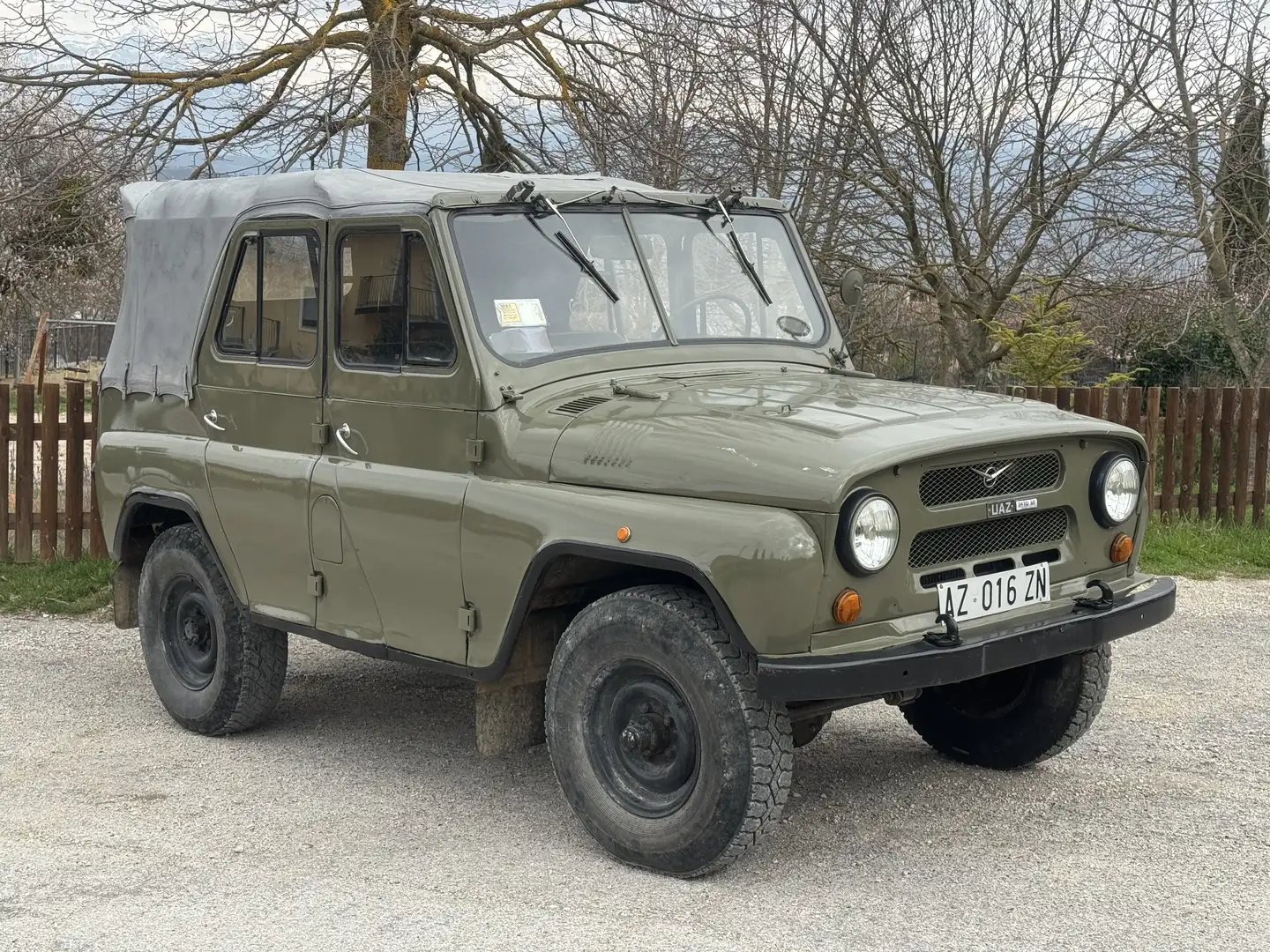 UAZ 469 2.5 Explorer autocarro - 2