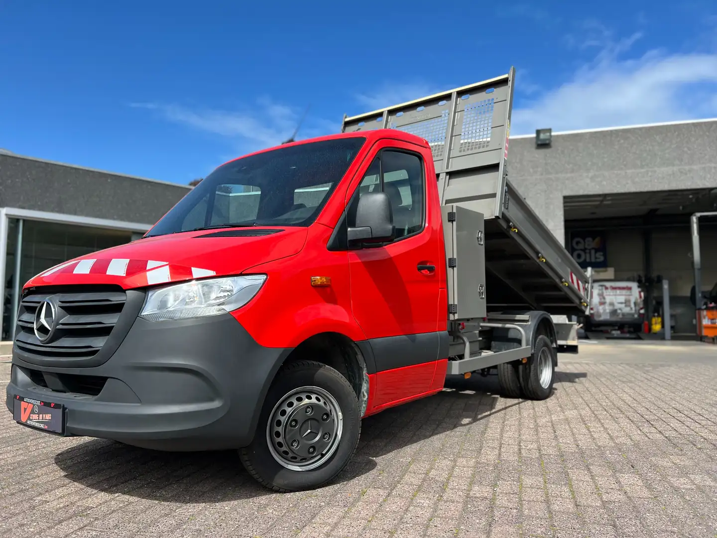 Mercedes-Benz Sprinter 514 KIPPER+KOFFER (25.000€ex)MTM 7 T SL 3.5 T Rood - 2