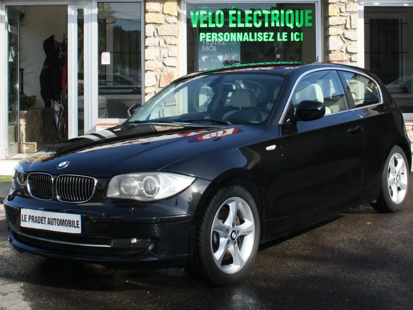 BMW 123 SERIE 1 E81 (03/2007-07/2012)  204 ch Edition Luxe Fekete - 1