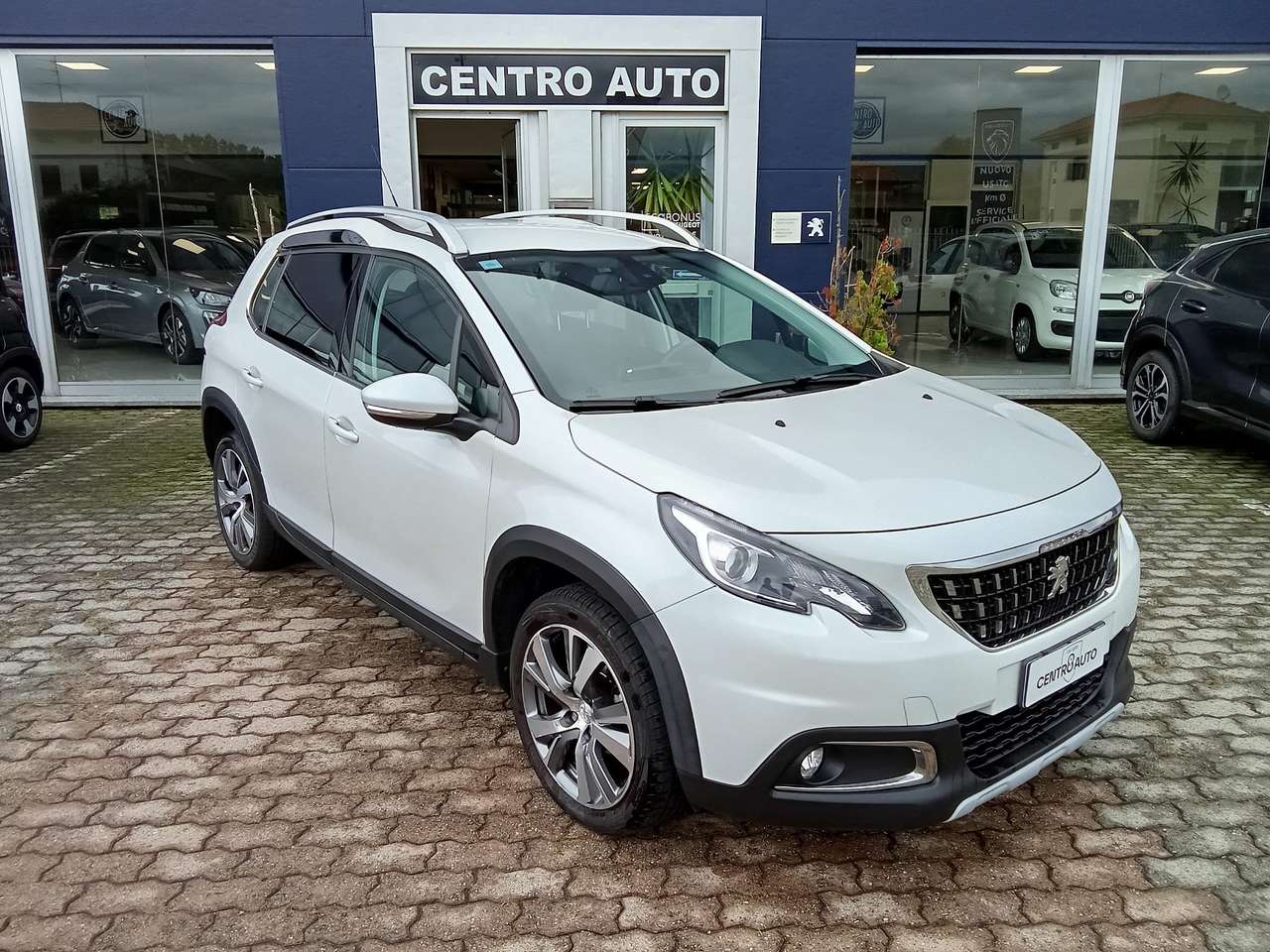 Peugeot 2008 1.6 bluehdi Allure 100cv my16