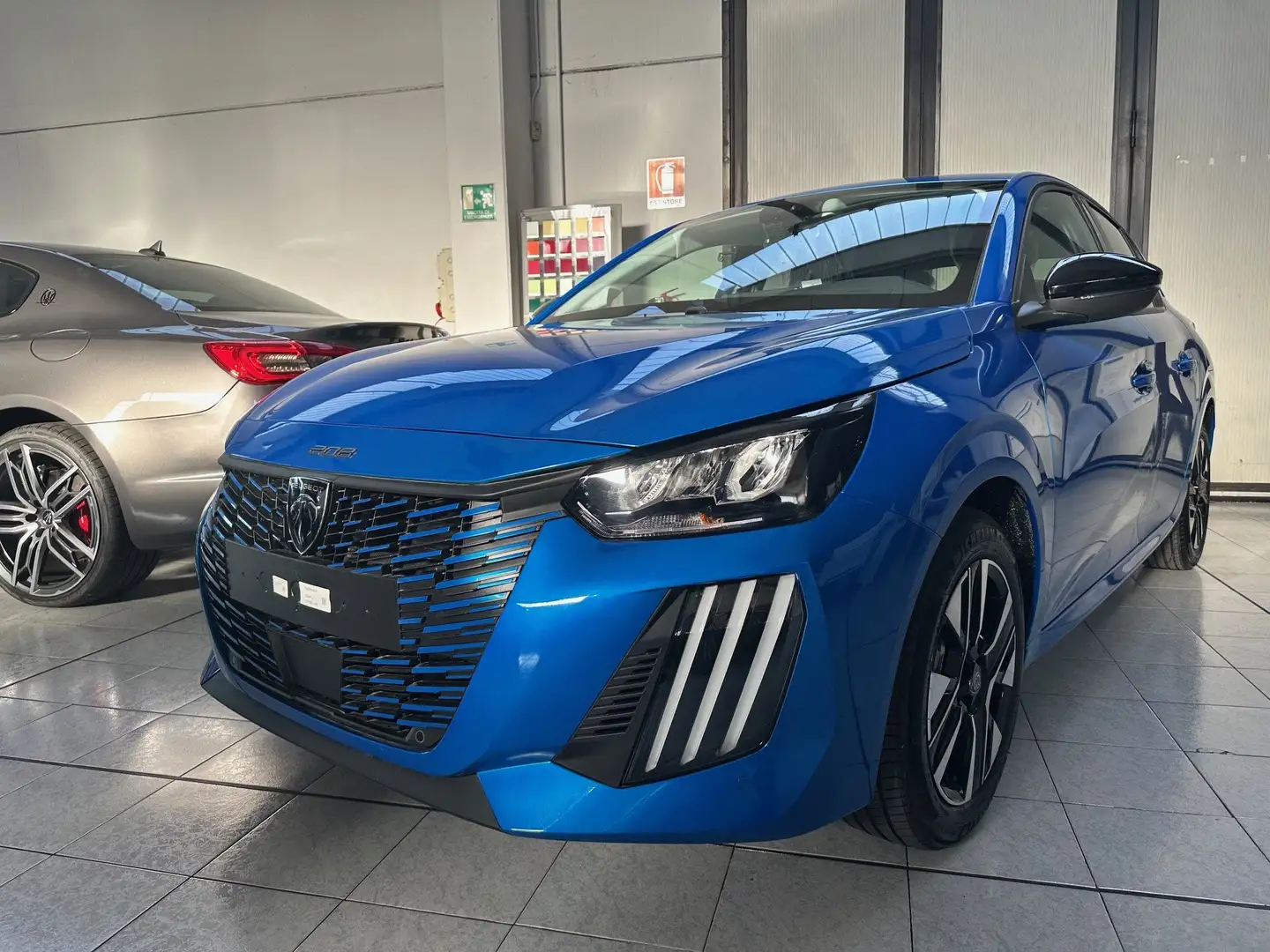 Peugeot 208 208 1.2 hybrid Allure 100cv e-dcs 6 KM0 Bleu - 1
