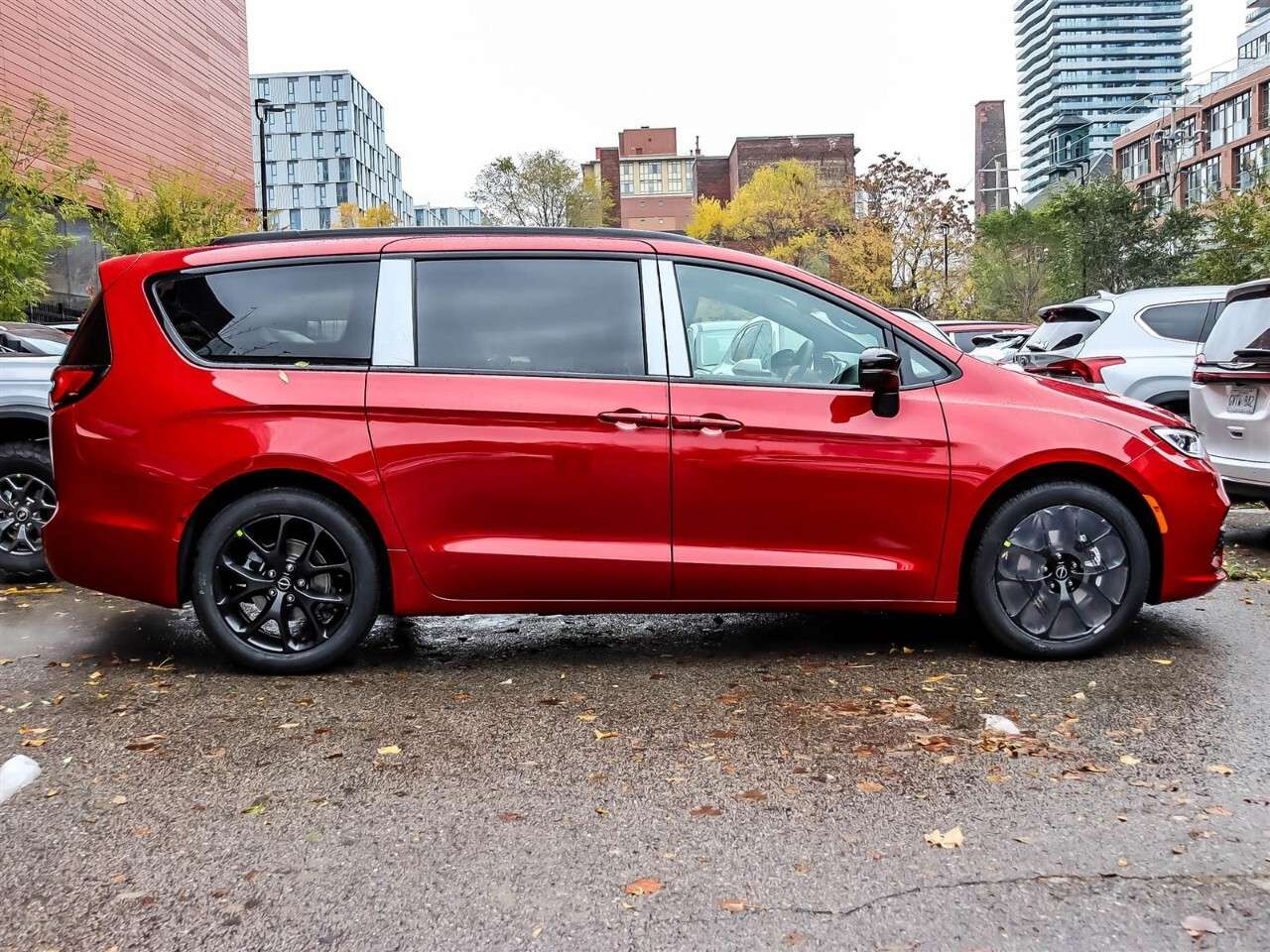 2026 Chrysler Pacifica Select FWD — photo 1