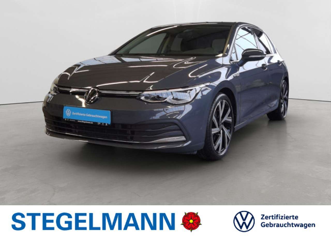Volkswagen Golf — Volkswagen Golf VIII 2.0 TSI DSG Style *AHK*LED*Navi*