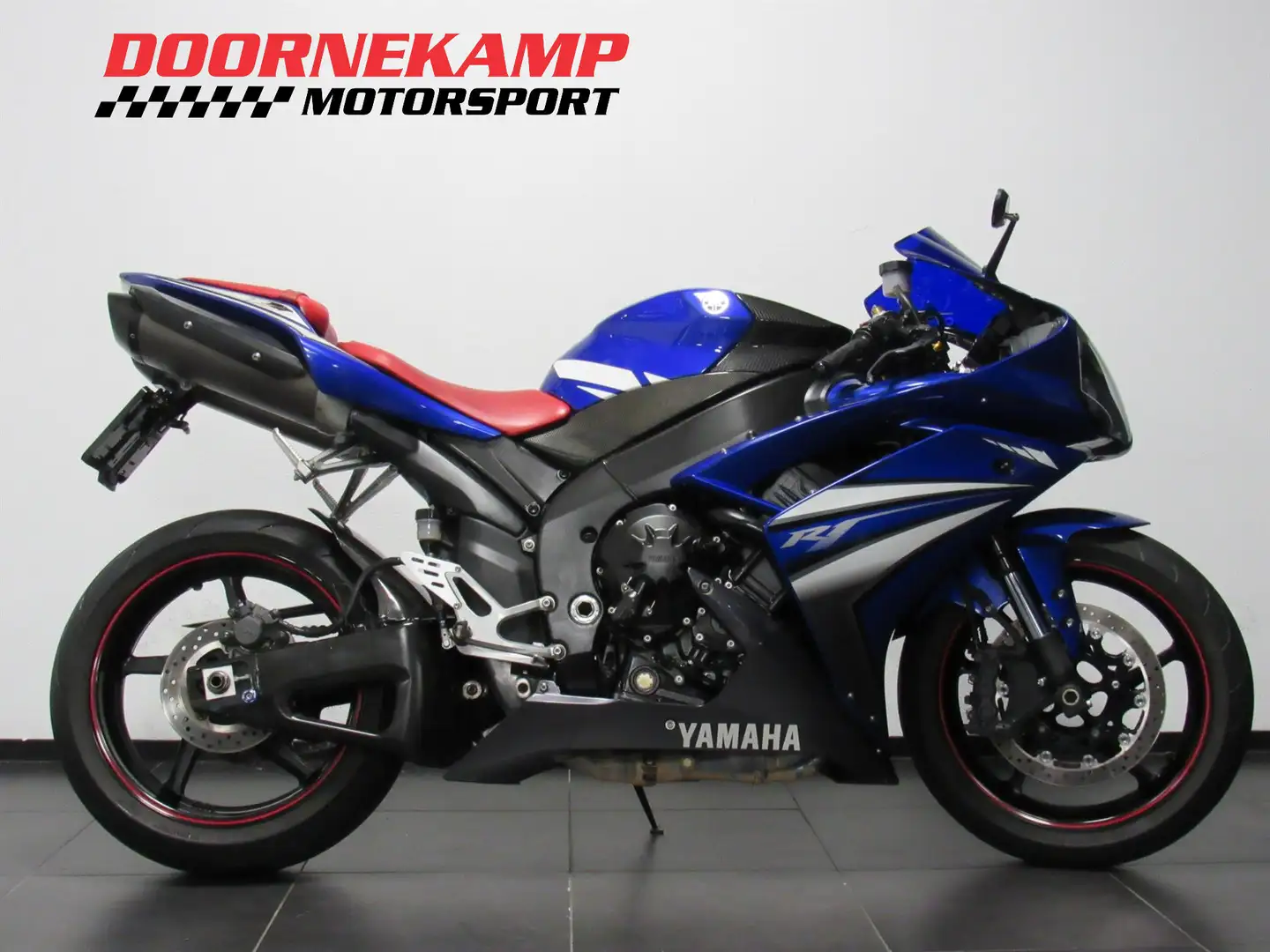 Yamaha YZF-R1 Alb - 1