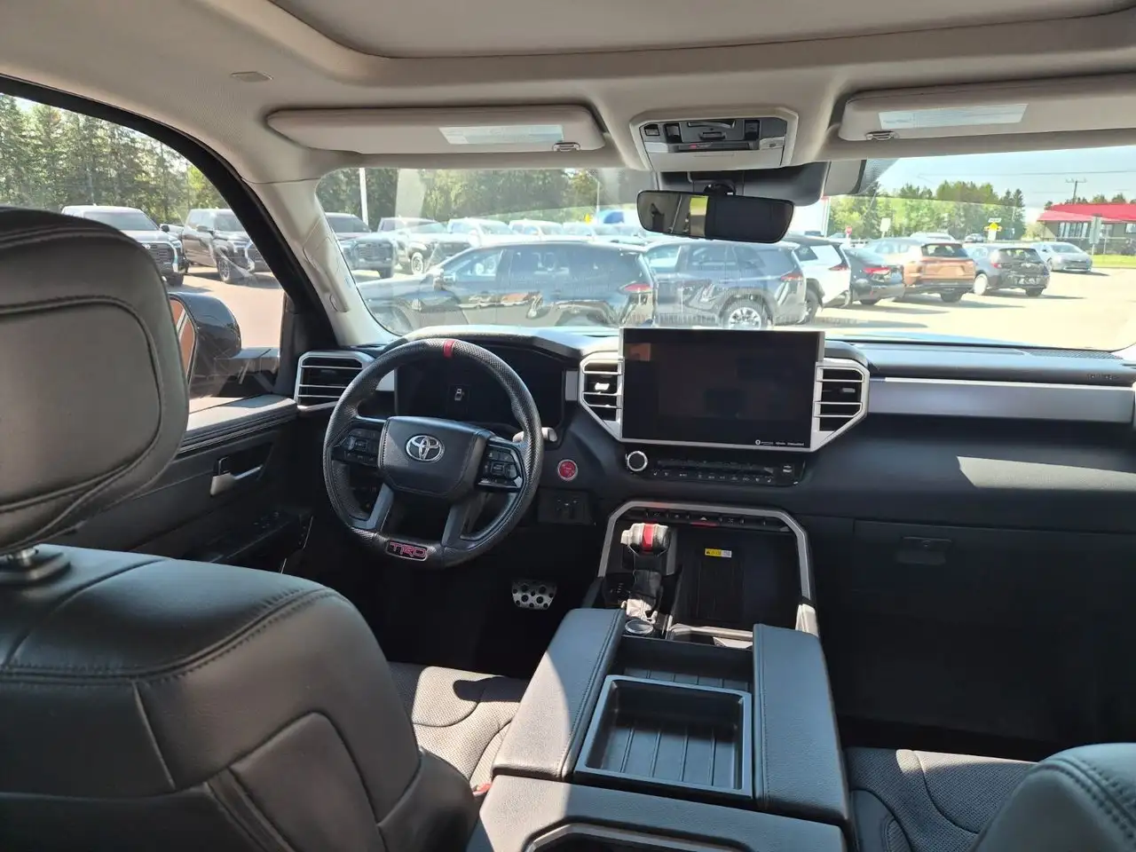 Toyota Tundra снимка Toyota Tundra