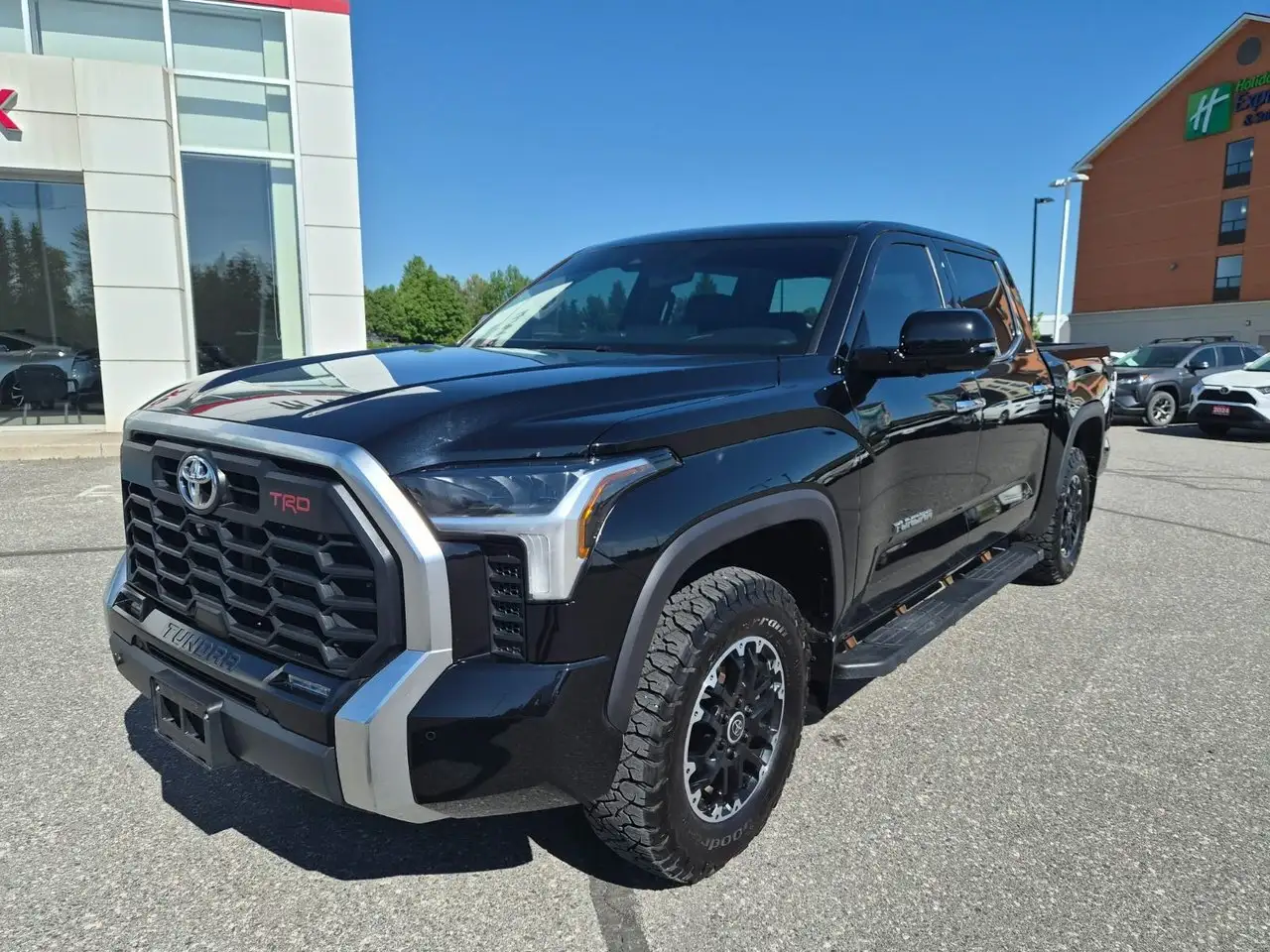 Toyota Tundra снимка Toyota Tundra