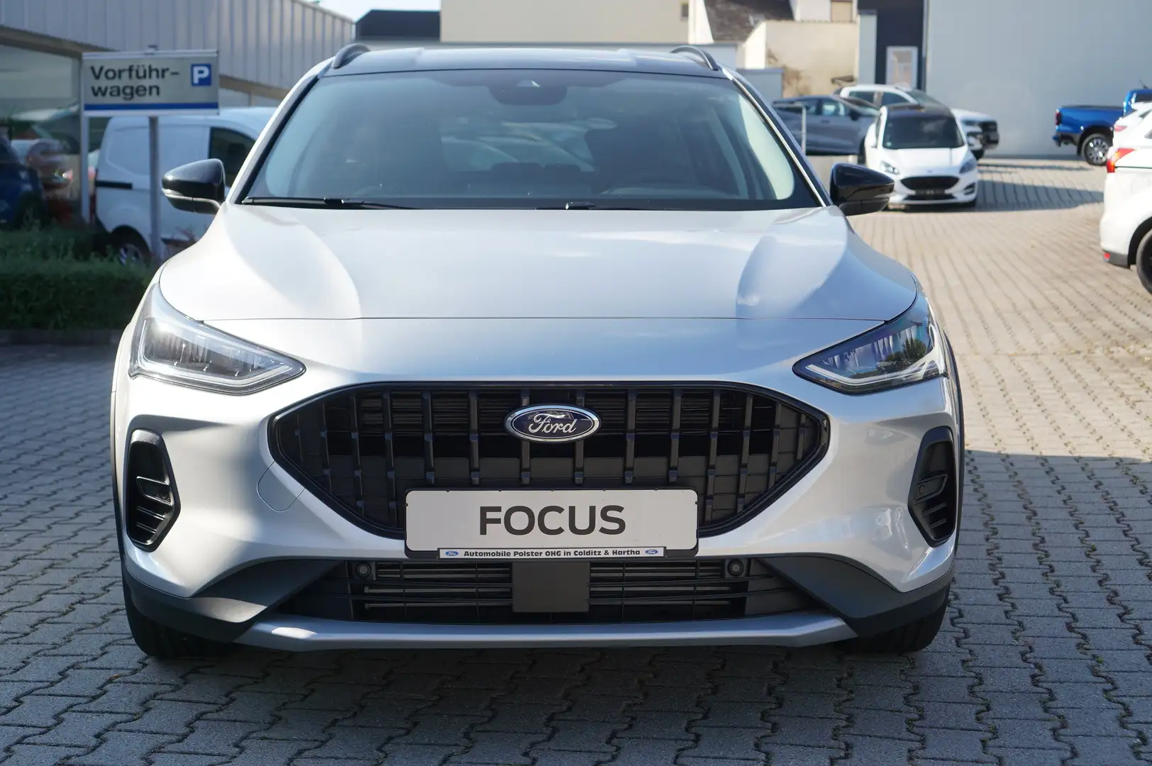 Ford Focus Active X ***KAMERA*NAVI*KEY-FREE*LED*** Silber - 2