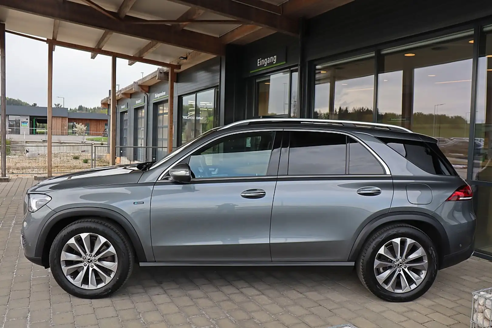 Mercedes-Benz GLE 350 de PHEV 4Matic Aut. ACC, AHK elektr., AIRMATIC,... Grau - 2