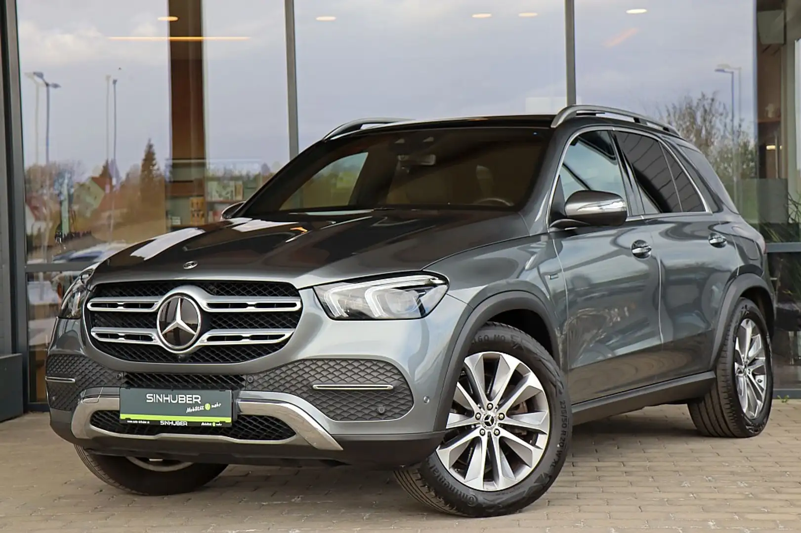 Mercedes-Benz GLE 350 de PHEV 4Matic Aut. ACC, AHK elektr., AIRMATIC,... Grau - 1
