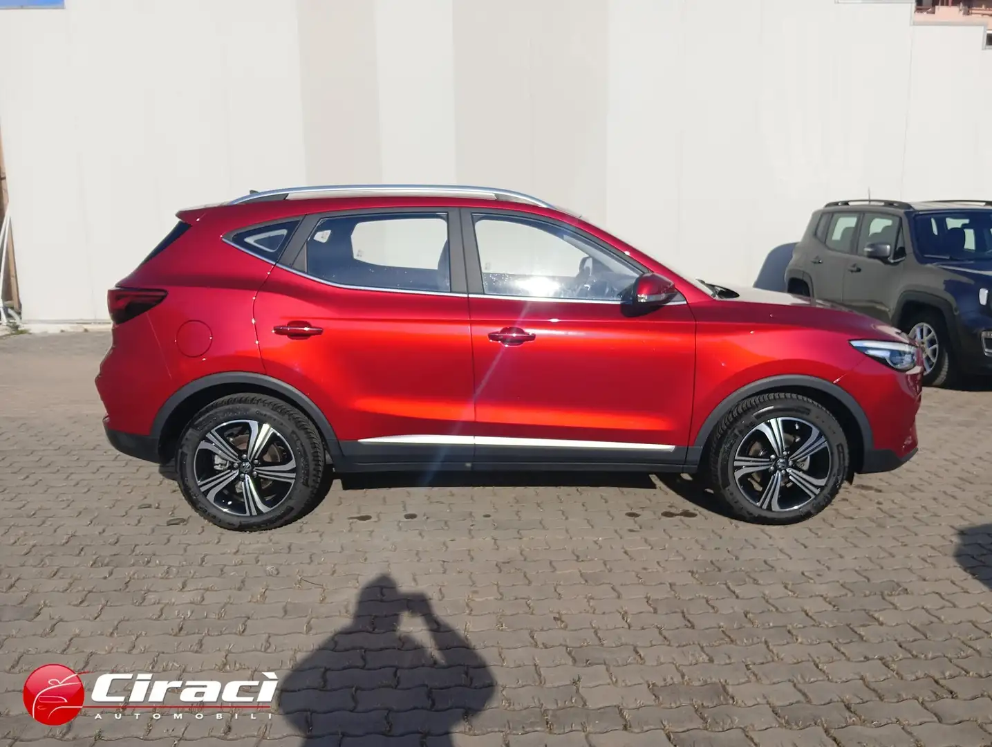 MG ZS 1.5 VTi-tech Comfort Rosso - 1