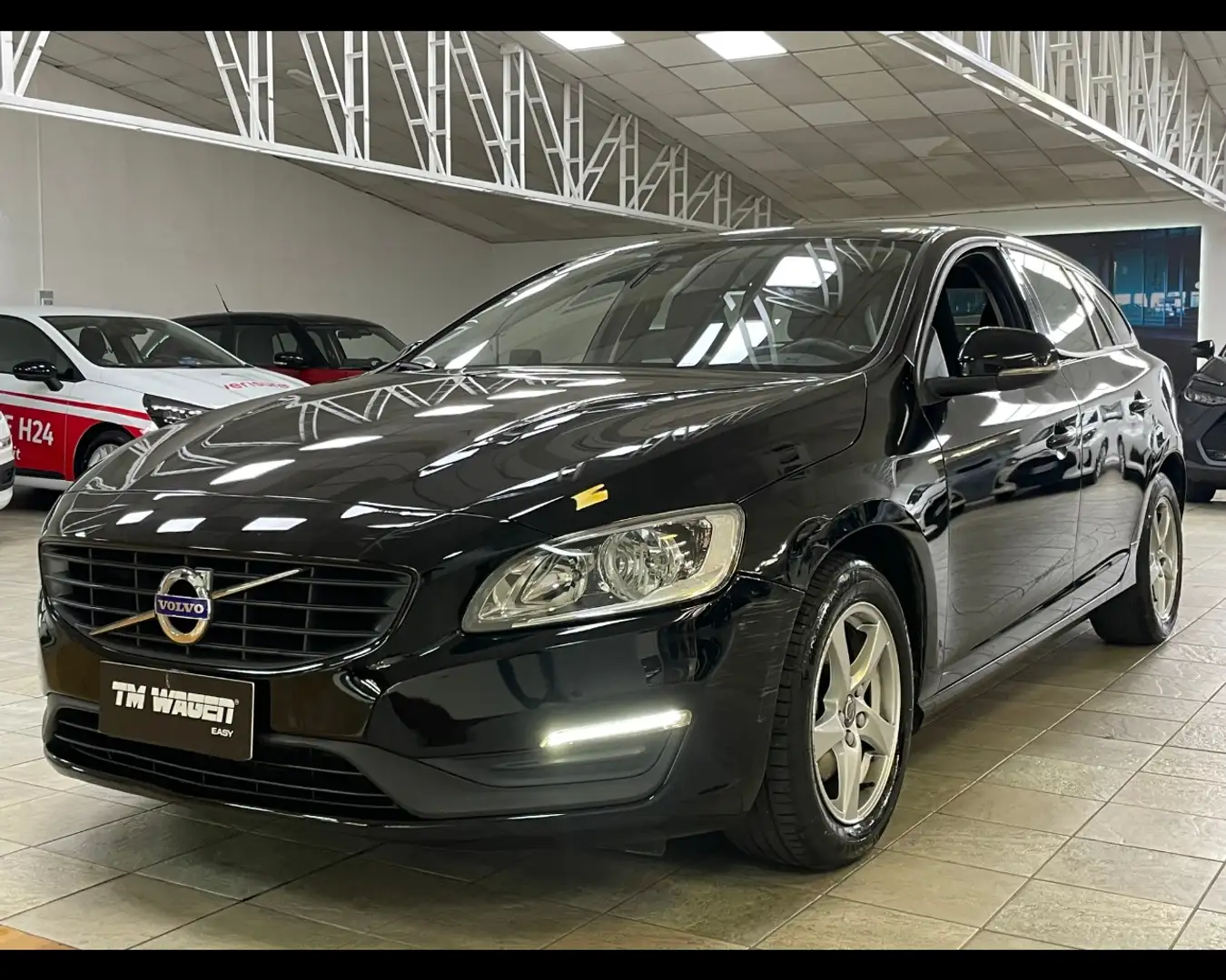 Volvo V60 D2 SW Geartronic Kinetic 120CV 2018 *IVA* Nero - 1