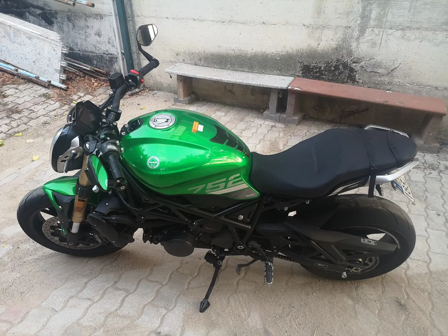Benelli 752 S Verde - 1