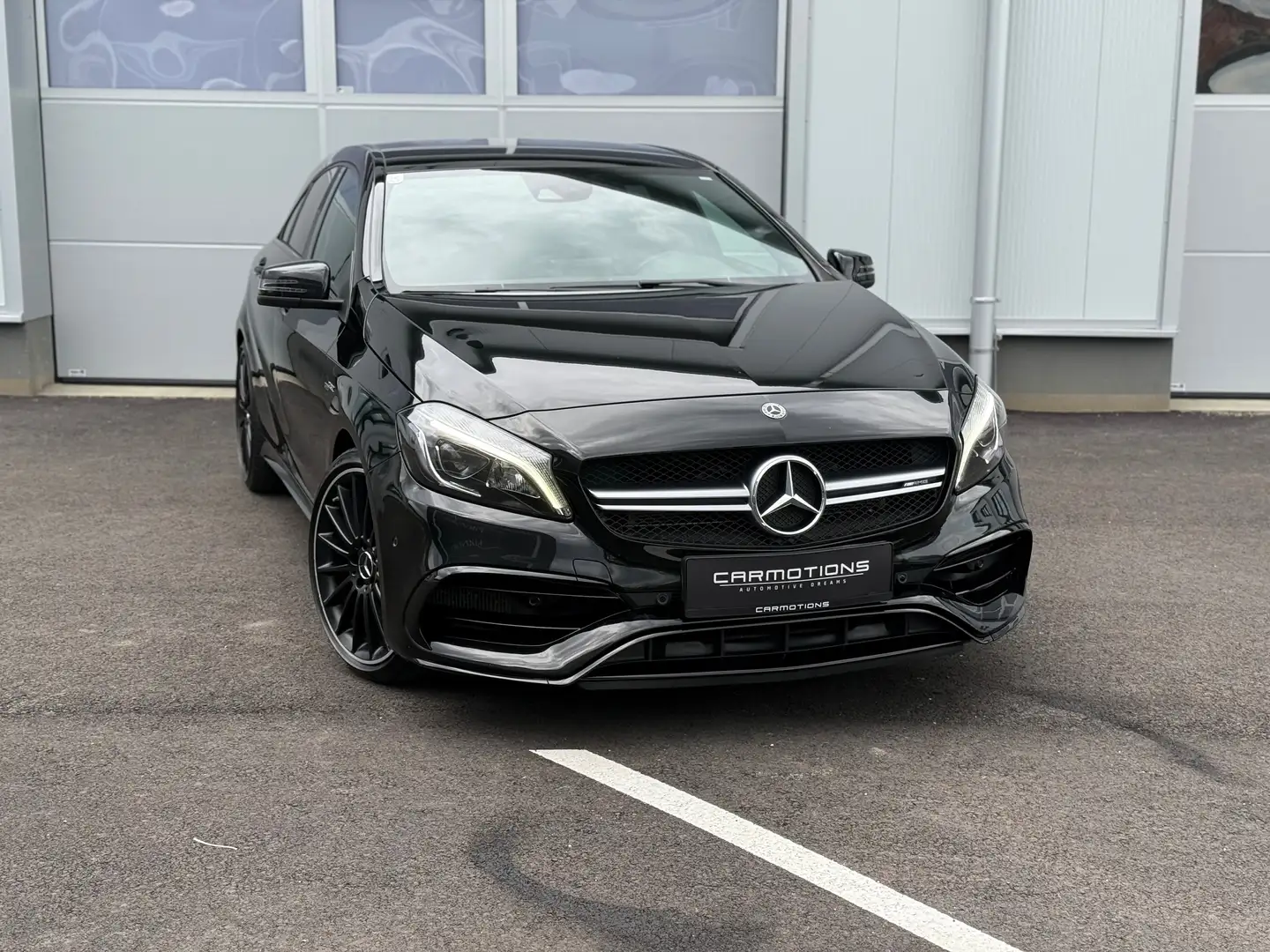 Mercedes-Benz A 45 AMG 4MATIC | Performance Sitze | Performance AGA Schwarz - 1