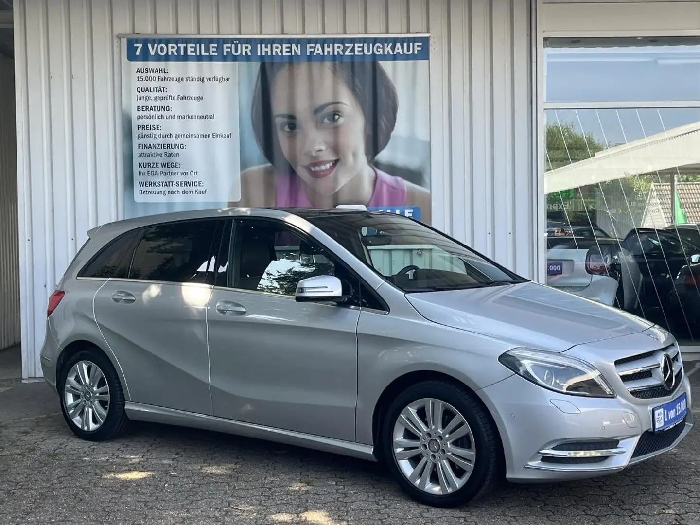 Mercedes-Benz B 200 AUTOM*PANO*XENON*SPORTPAKET*NAVI*PTS AKT*SHZG*CAM* Argento - 1