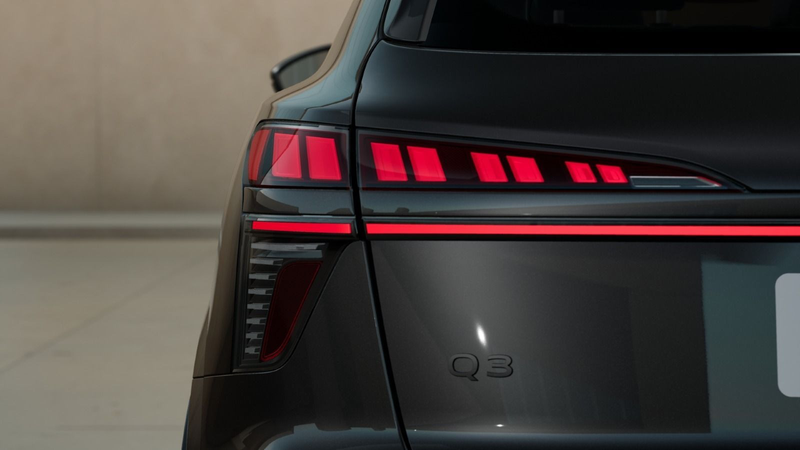 Audi Q3 SUV e-hybrid 200 kW S tronic — photo 8