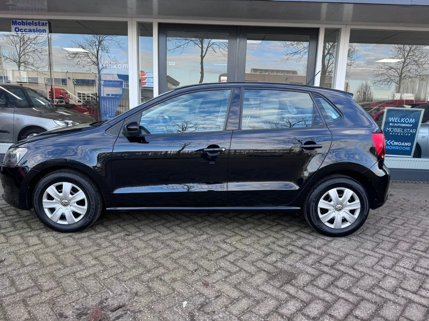 Volkswagen Polo 1.2 Easyline Zwart - 2