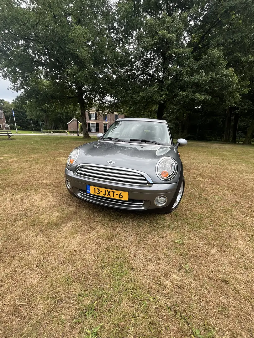 MINI Cooper Clubman 1.6 Bns Line Grijs - 2