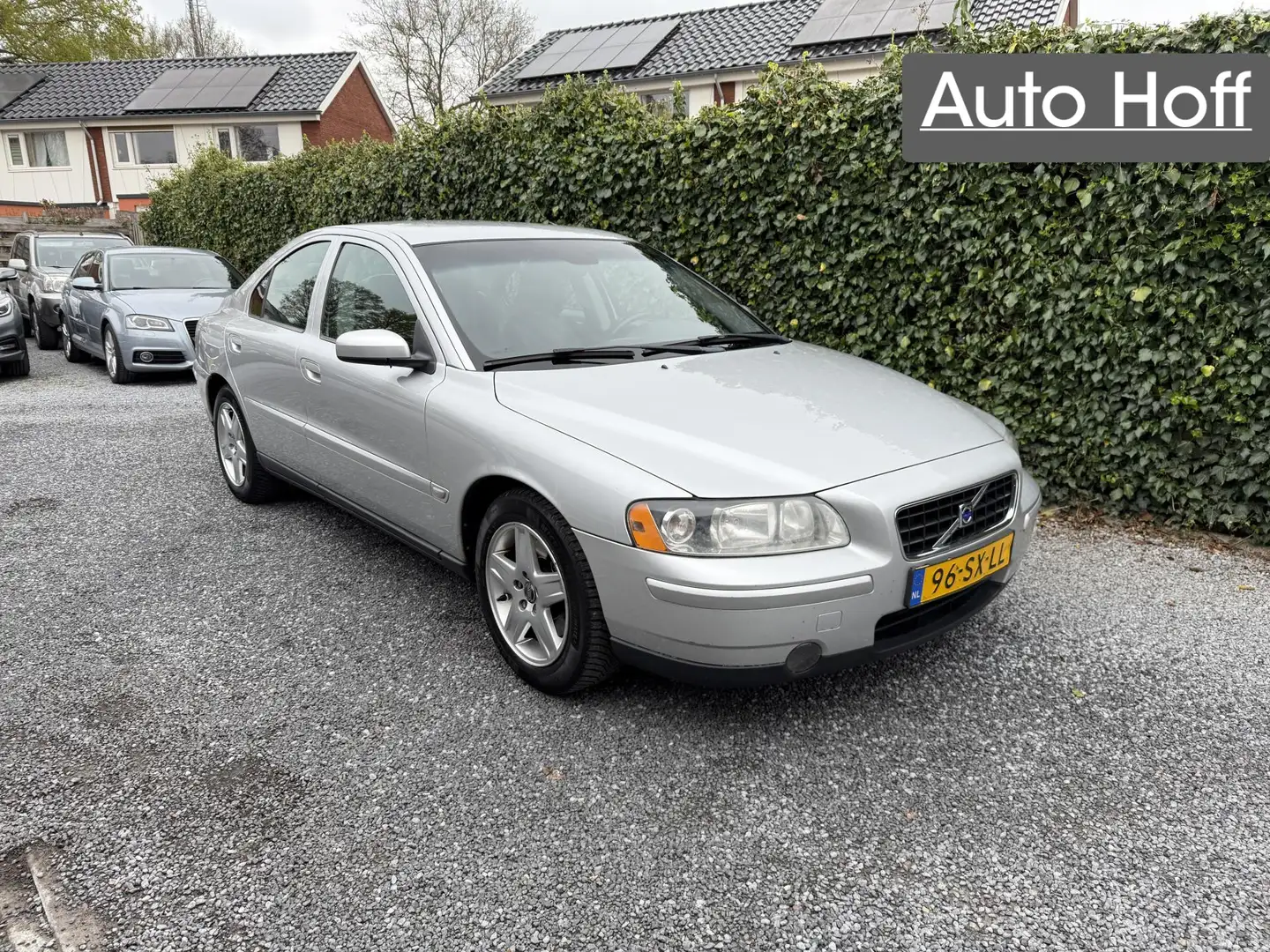 Volvo S60 2.0T Edition II Automaat | Navi | Autom. Airco | C Grijs - 1