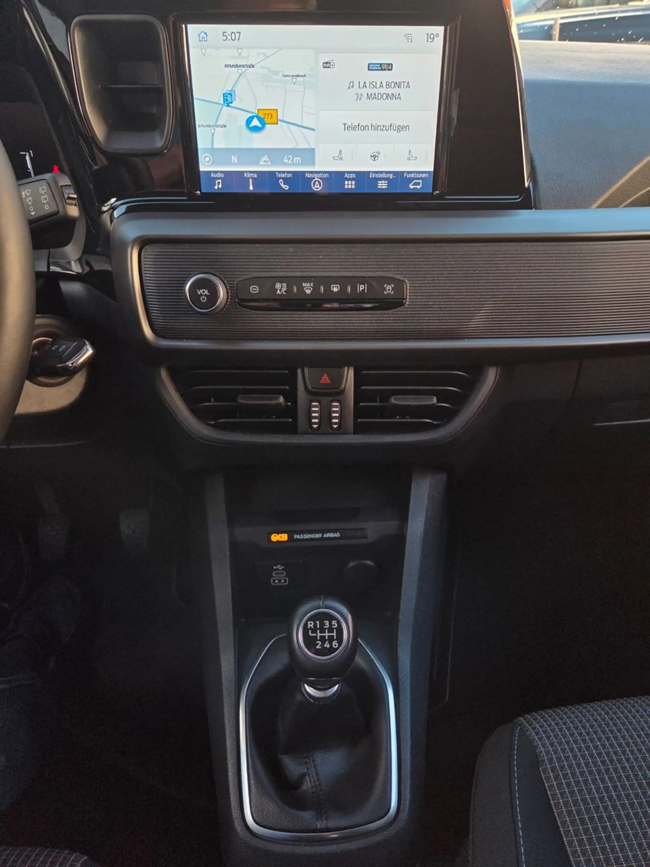 Ford Tourneo Courier Trend Navi Allwetter Totwinkel — photo 27