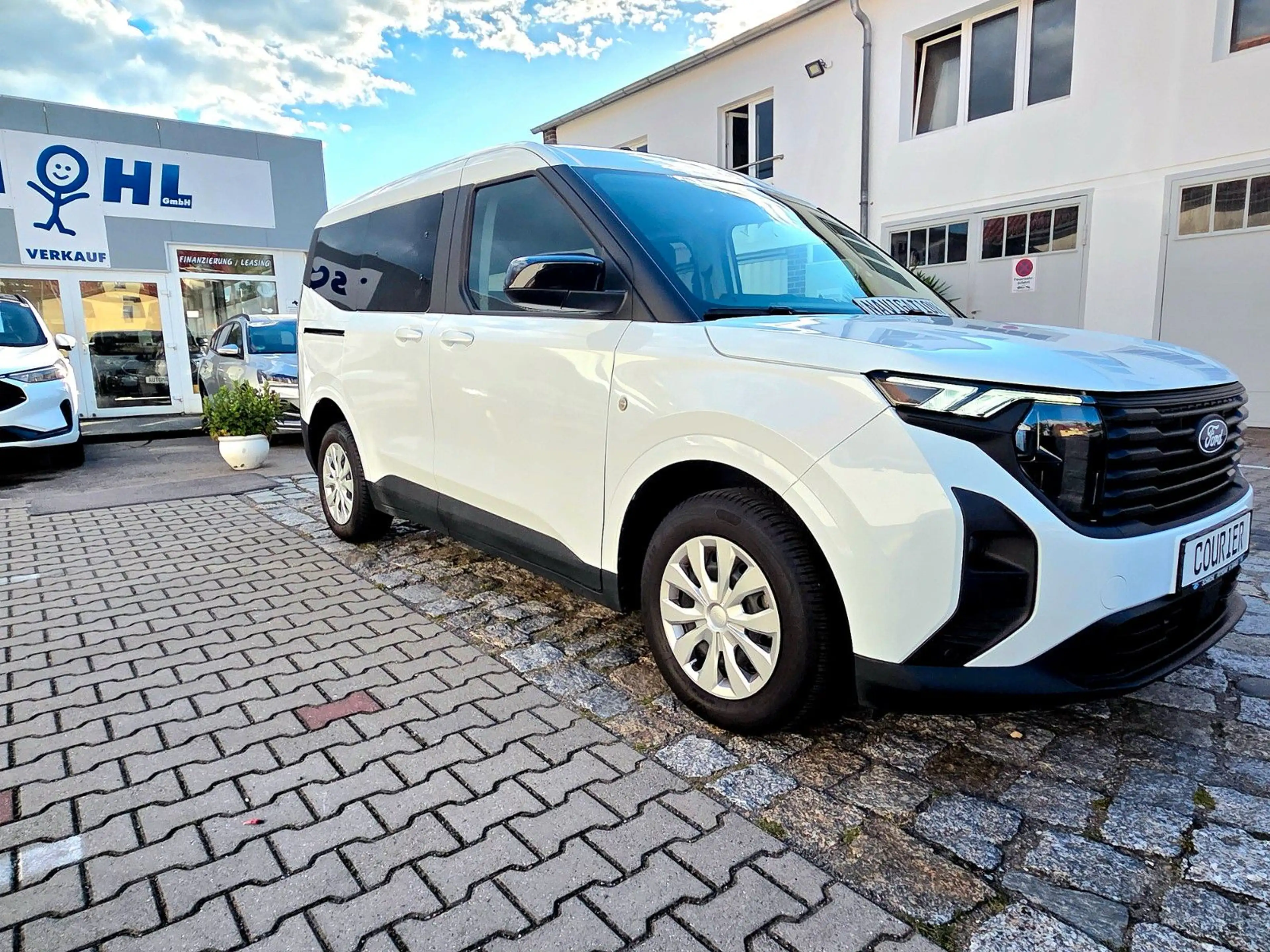 Ford Tourneo Courier Trend Navi Allwetter Totwinkel — photo 7