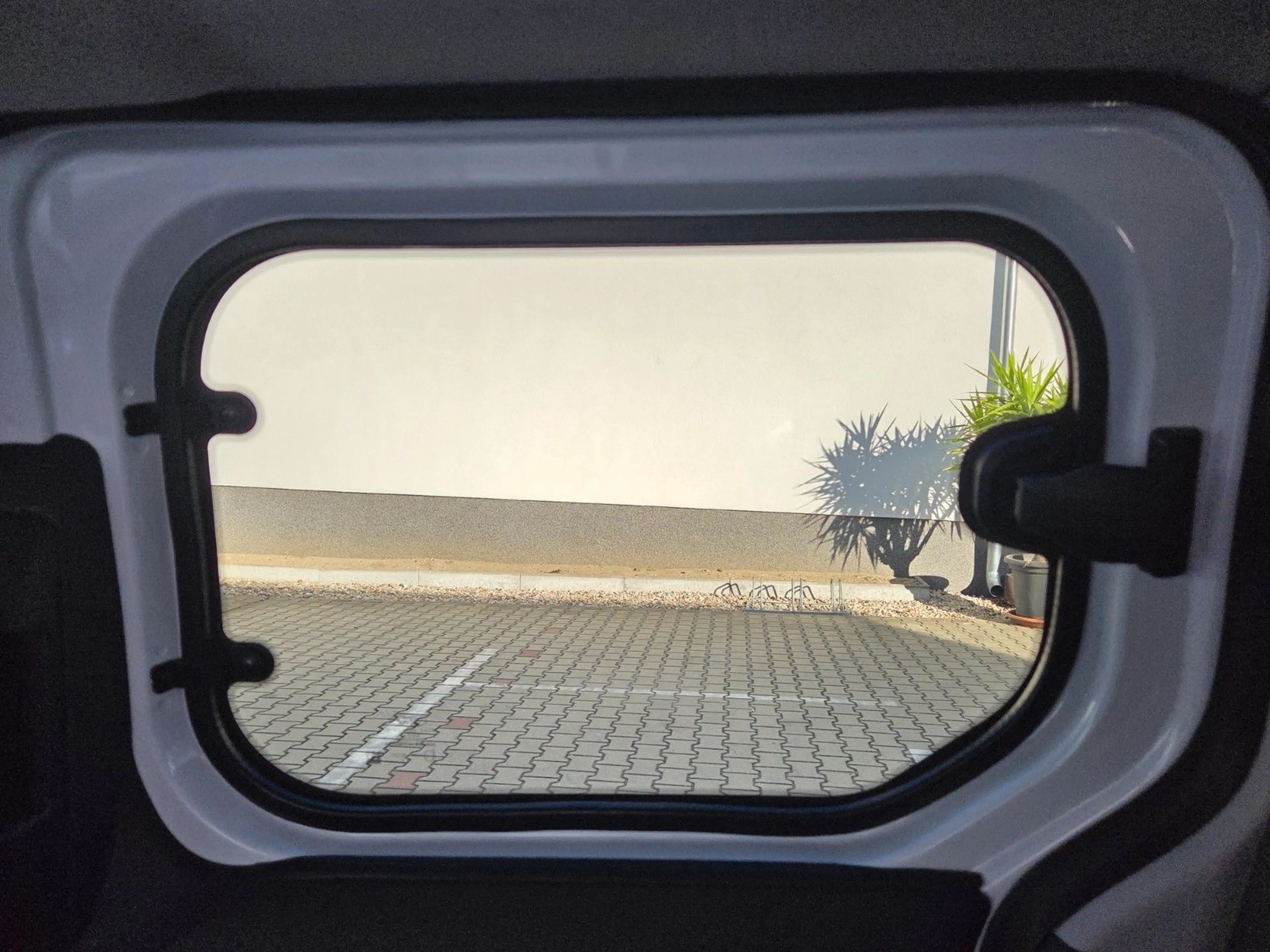 Ford Tourneo Courier Trend Navi Allwetter Totwinkel — photo 37