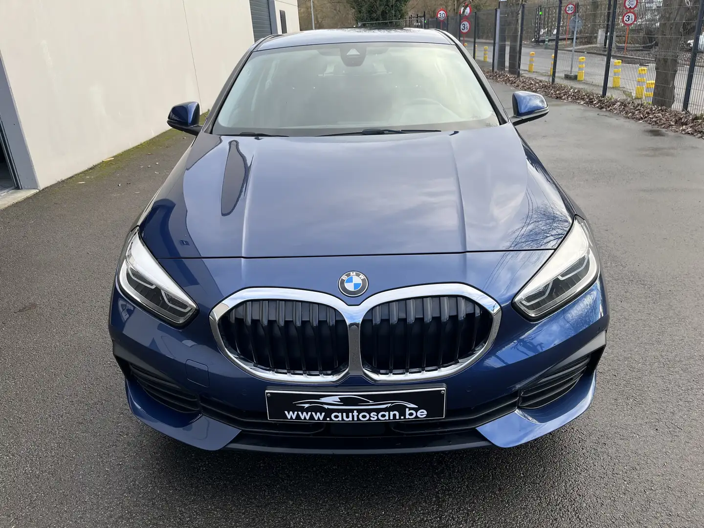 BMW 116 116iA Blau - 2