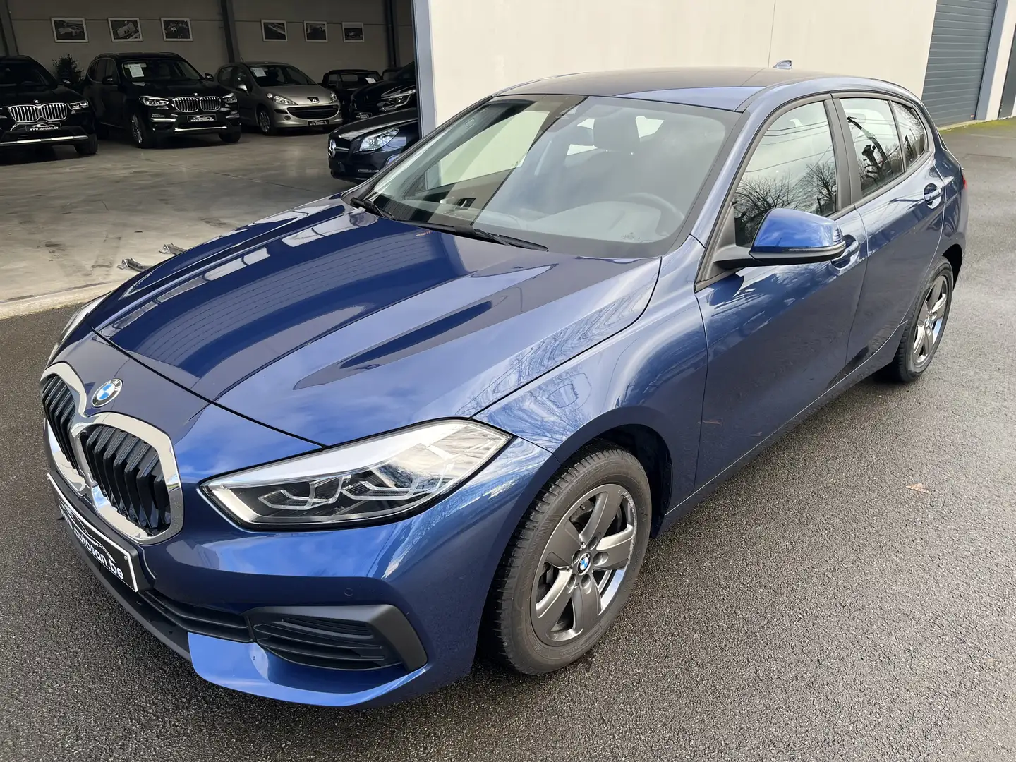 BMW 116 116iA Blau - 1