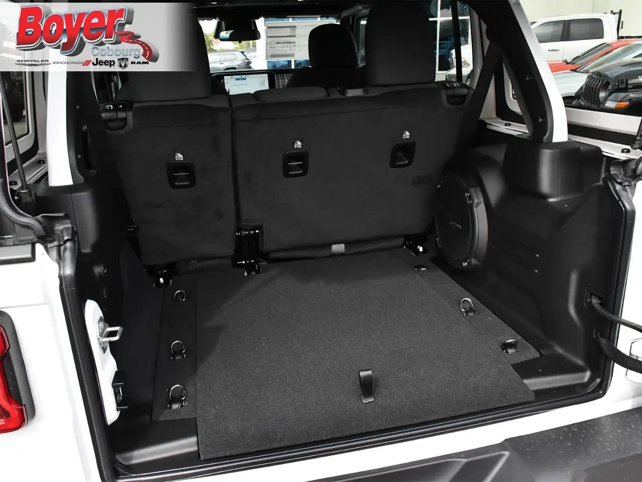 Jeep Wrangler снимка Jeep Wrangler