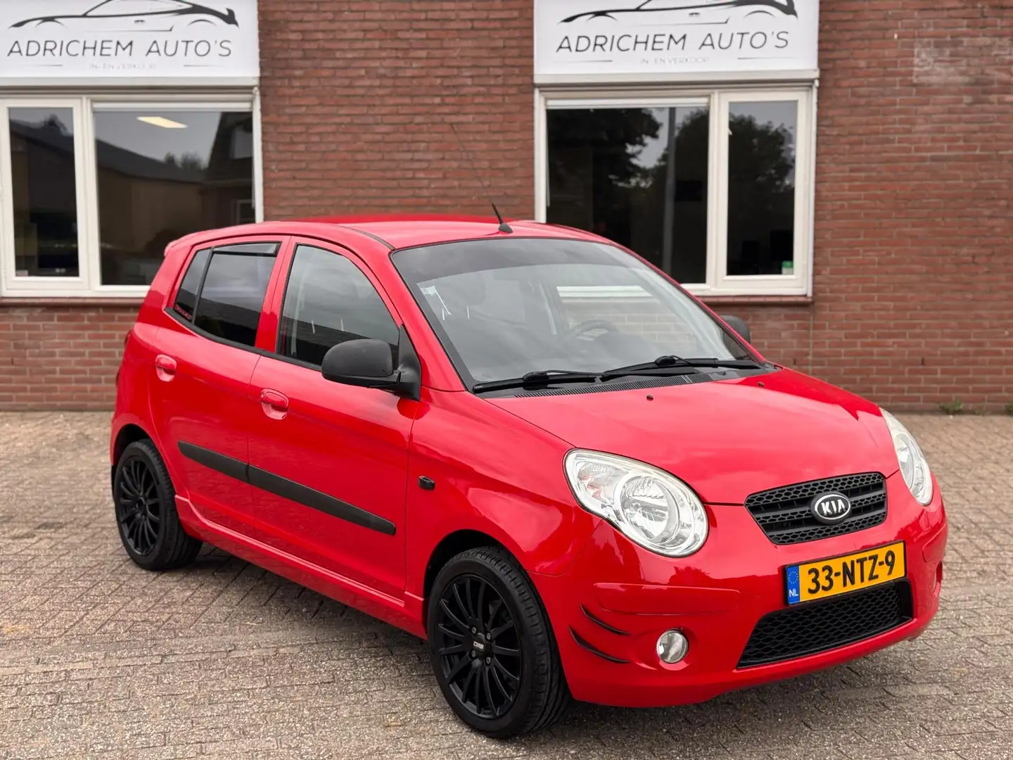 Kia Picanto 1.0 X-pect Rouge - 1