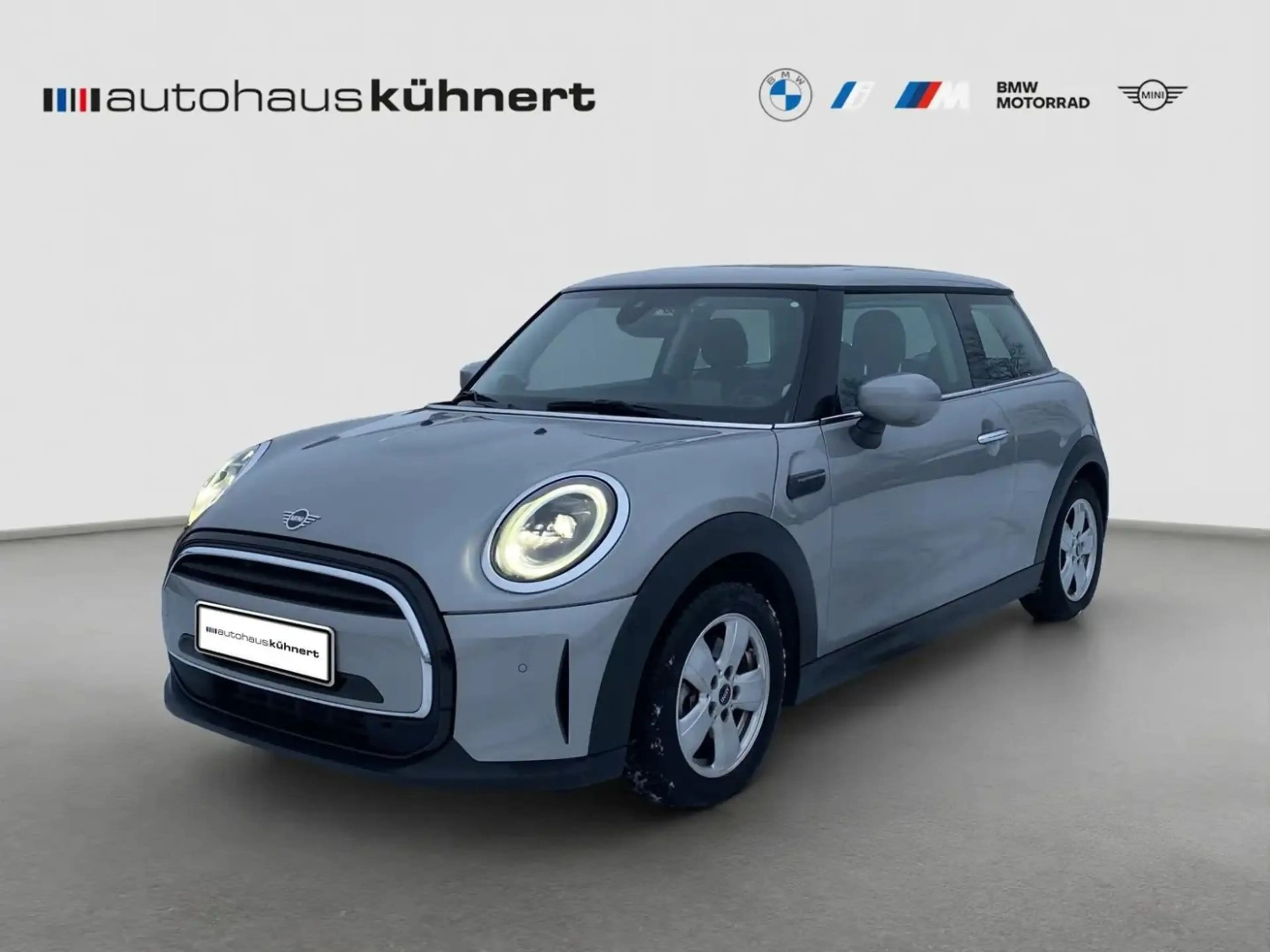 MINI Cooper Aut. Essential Trim PanoSD HUD HiFi H-K 1.Hd. — photo 2