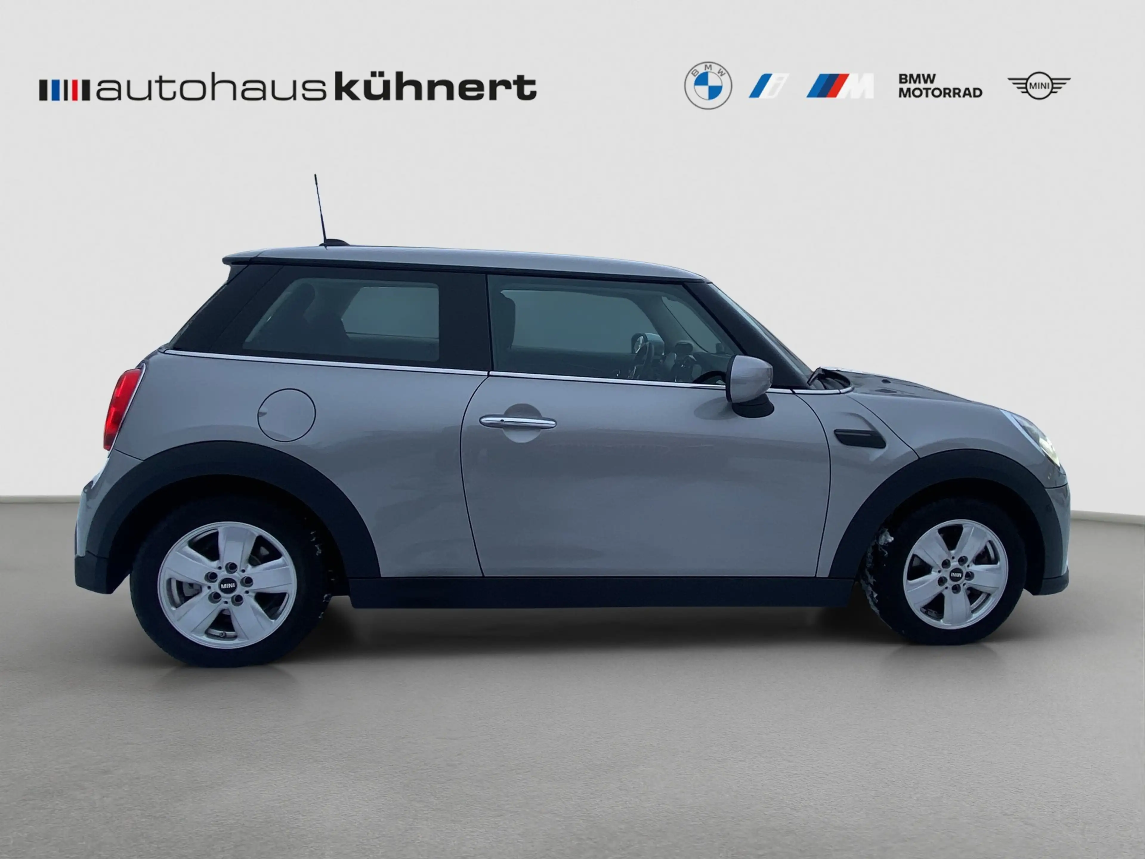 MINI Cooper Aut. Essential Trim PanoSD HUD HiFi H-K 1.Hd. — photo 7