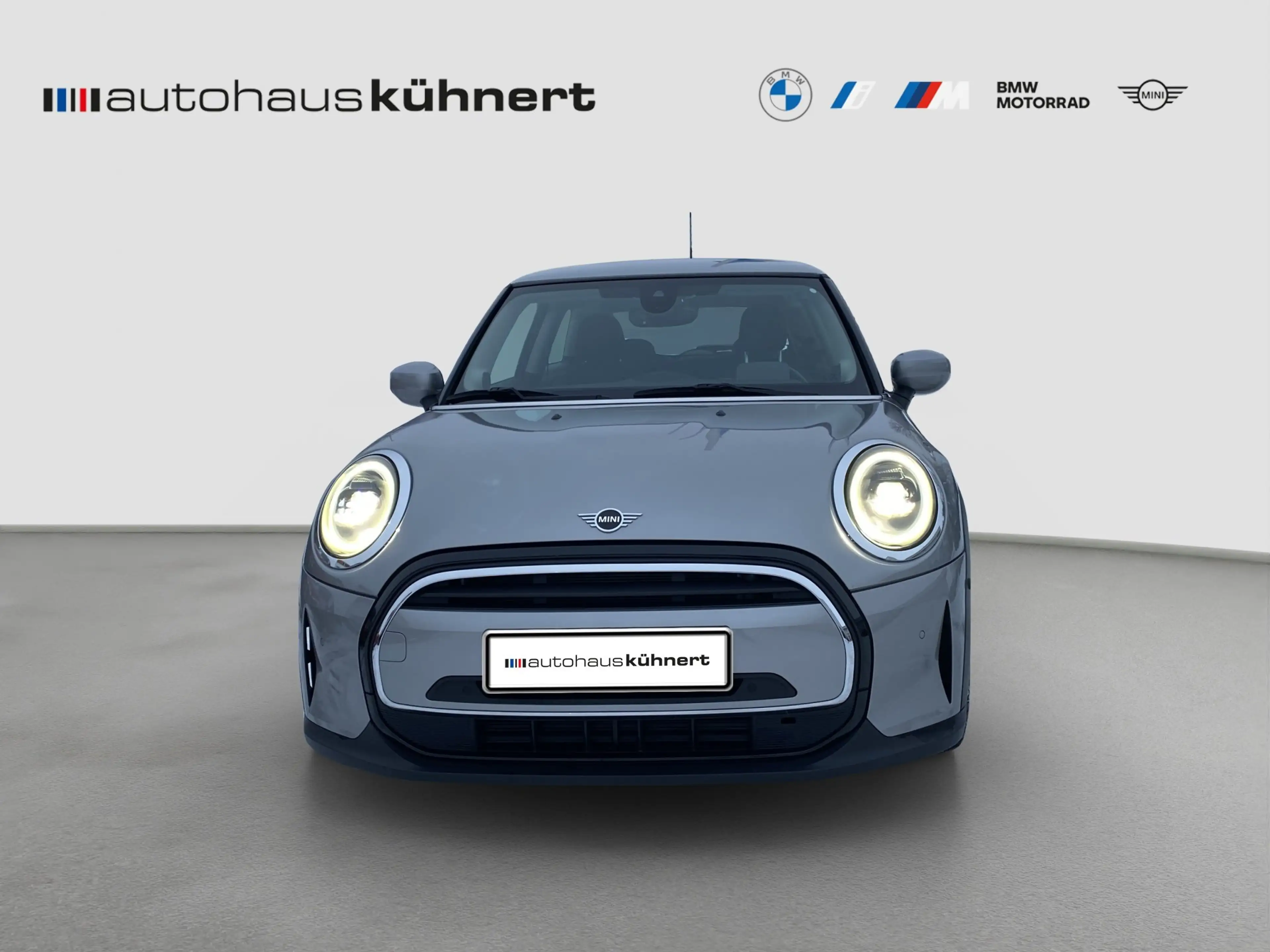MINI Cooper Aut. Essential Trim PanoSD HUD HiFi H-K 1.Hd. — photo 3