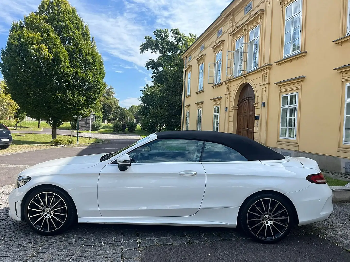 Mercedes-Benz C 220 d Cabrio Aut. AMG Sitzmemory Multibeam  Leder H... Bianco - 1