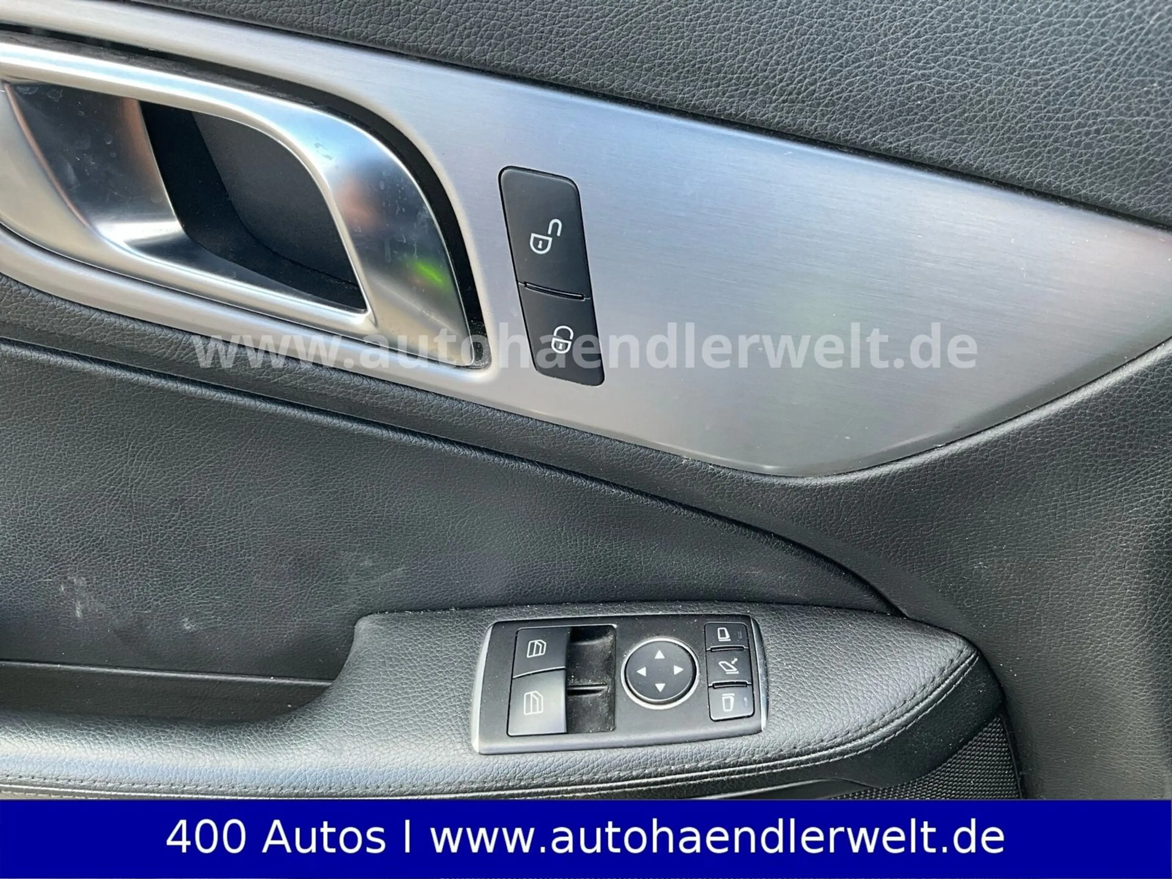 Mercedes-Benz SLK 200 Roadster SLK 200 BlueEfficiency Edition 1 Standa — photo 15