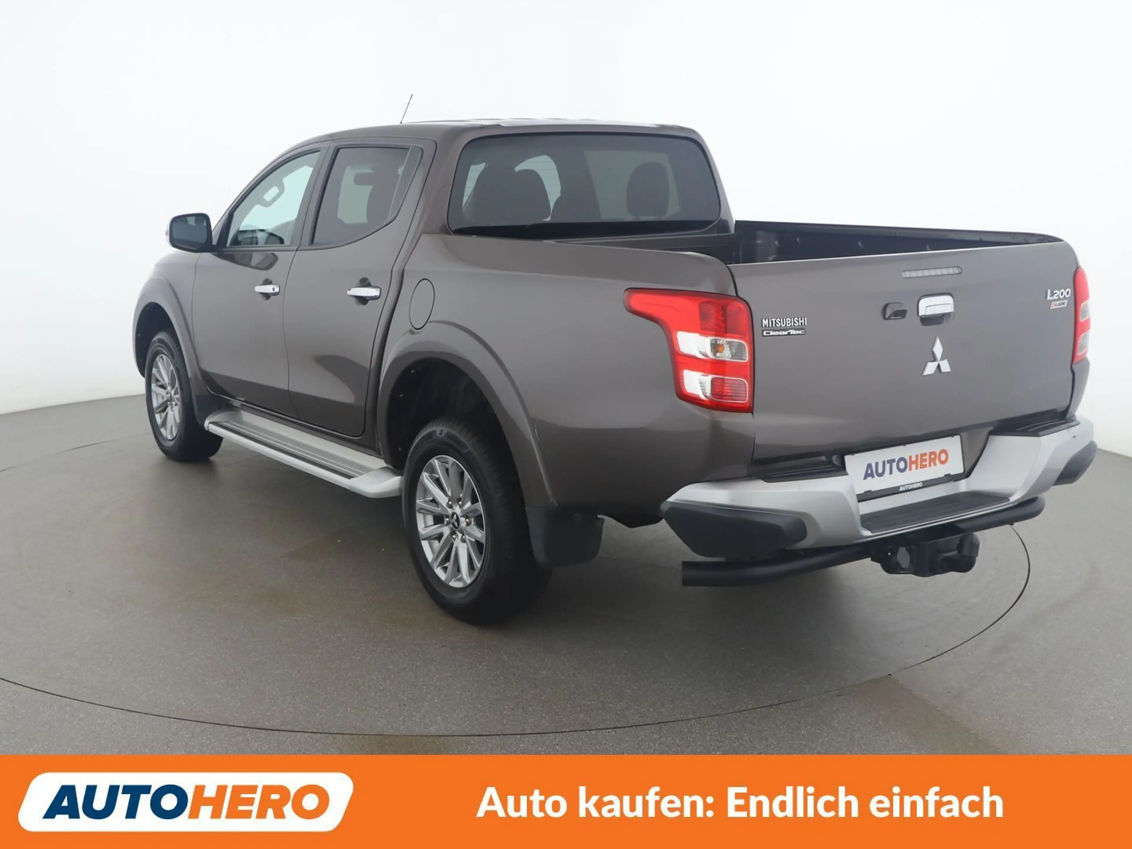 Mitsubishi L200 2.4 DI-D Basis Doppelkabine 4WD — photo 4