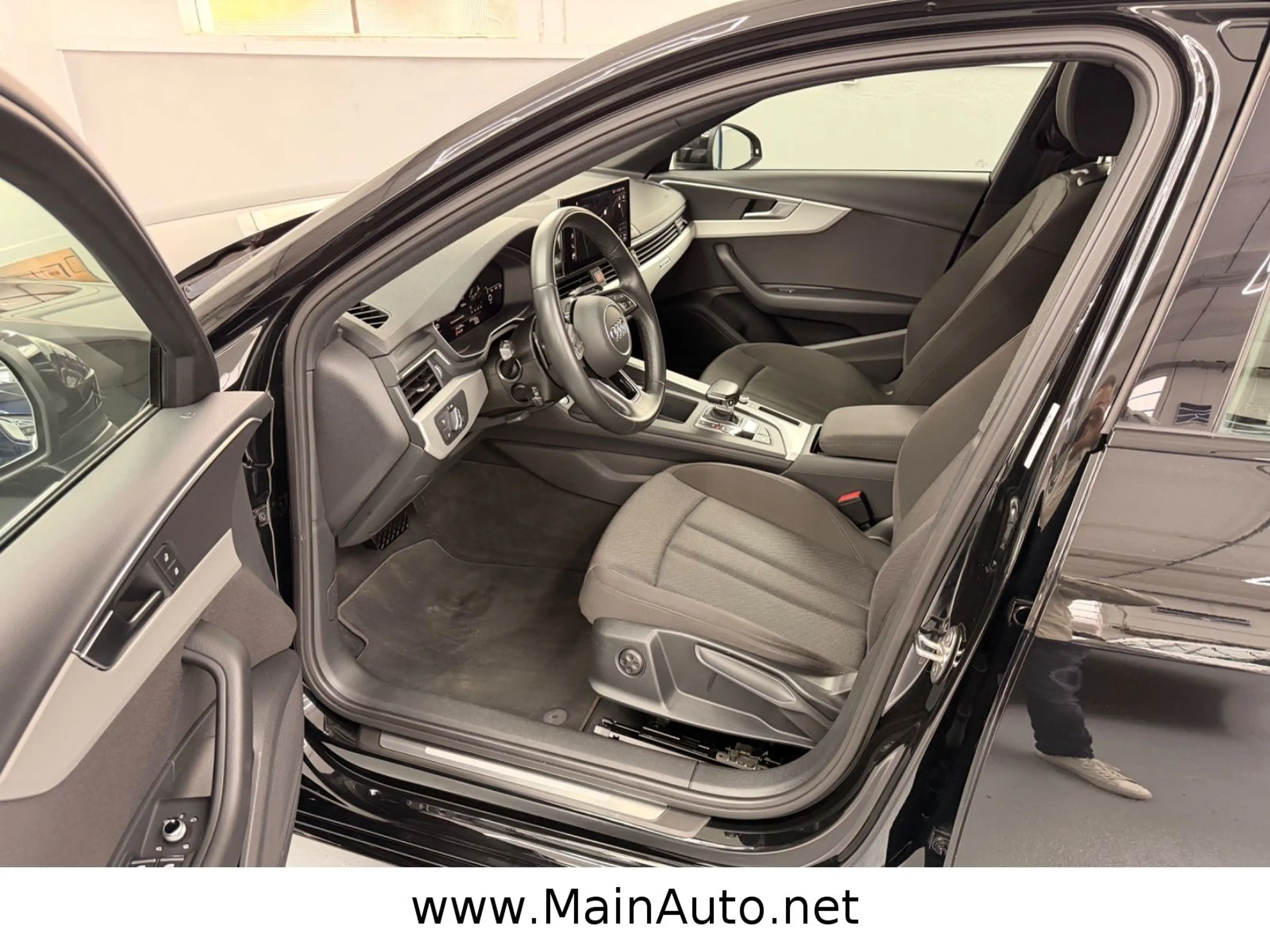 Audi A4 Lim. 40 TDI quattro/VIRTUAL/CAM/LED/CarPlay — photo 8
