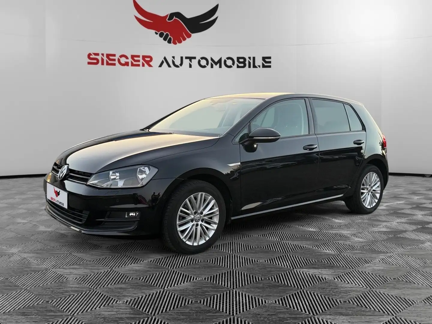 Volkswagen Golf VII LIM. CUP BMT, PARK ASSIST, SHZ, 2.HAND Schwarz - 1