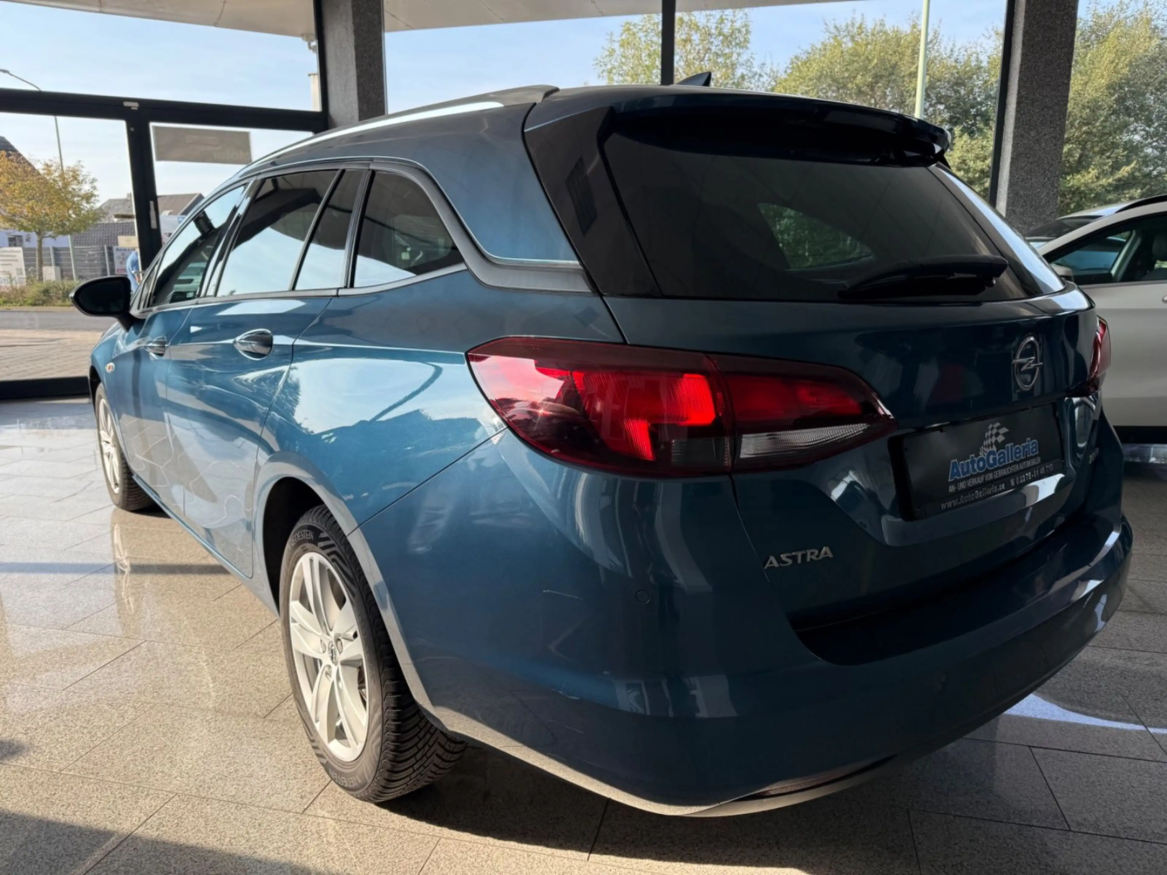 Opel Astra K Sports Tourer Klimaauto Navi Kamera SHZ — photo 10